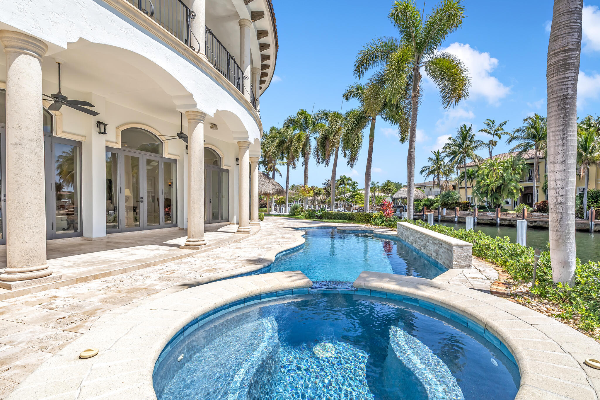 VENETIAN ISLES 1ST SEC - Residential