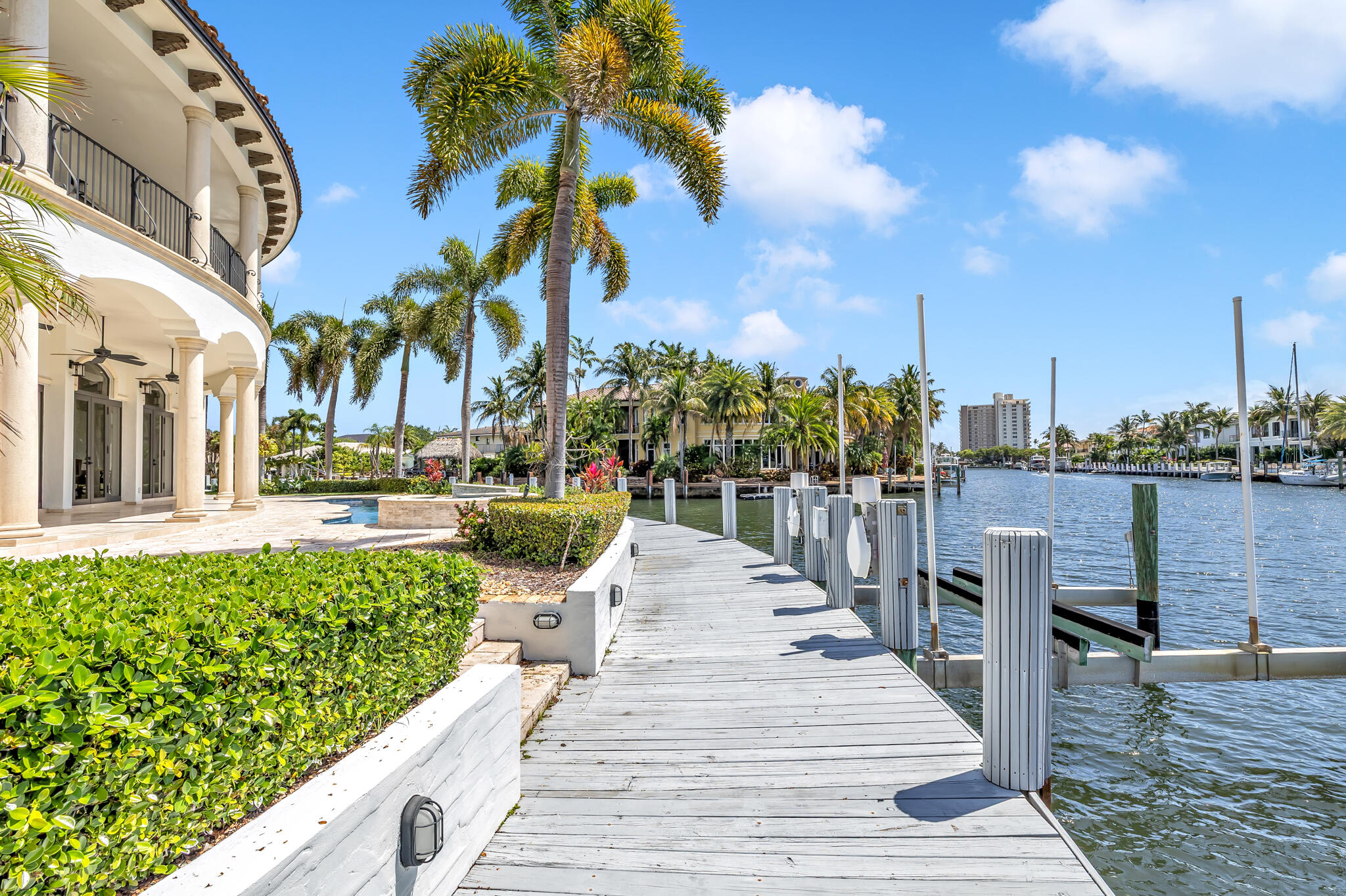 VENETIAN ISLES 1ST SEC - Residential