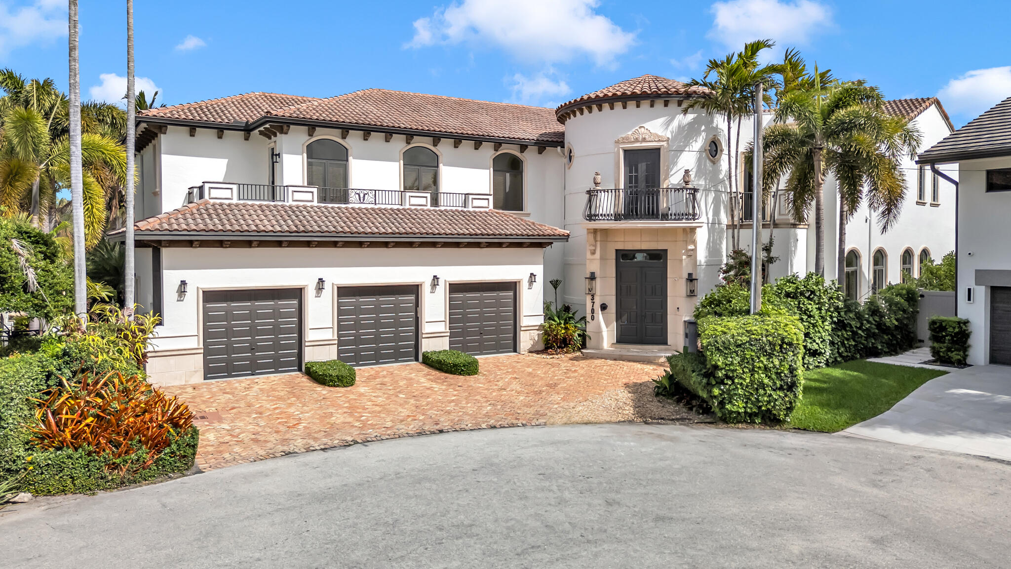 VENETIAN ISLES 1ST SEC - Residential