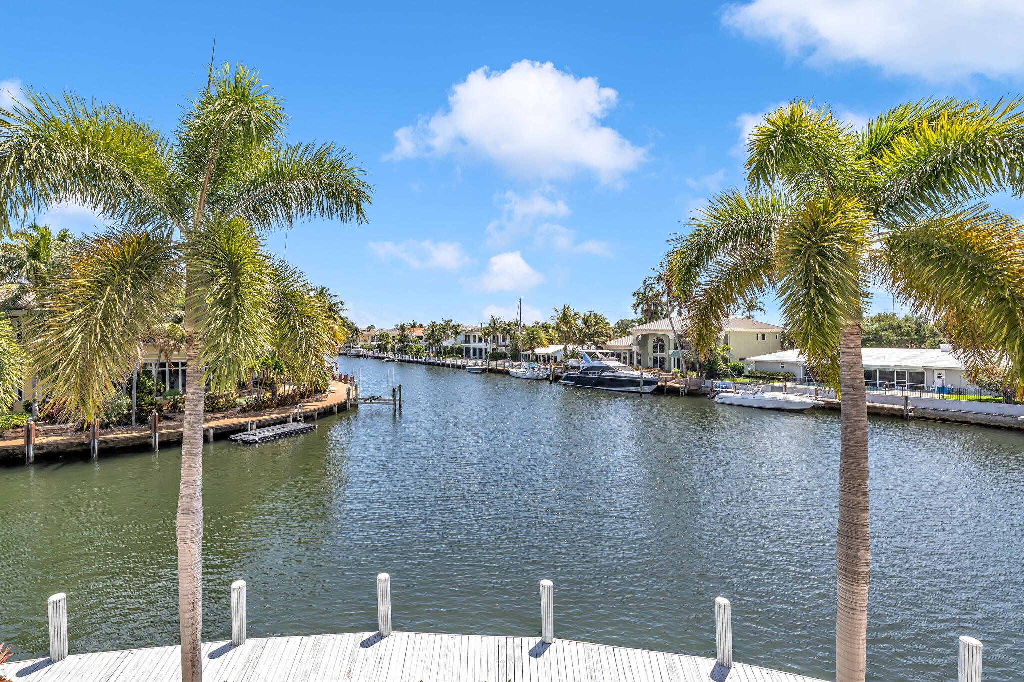 VENETIAN ISLES 1ST SEC - Residential