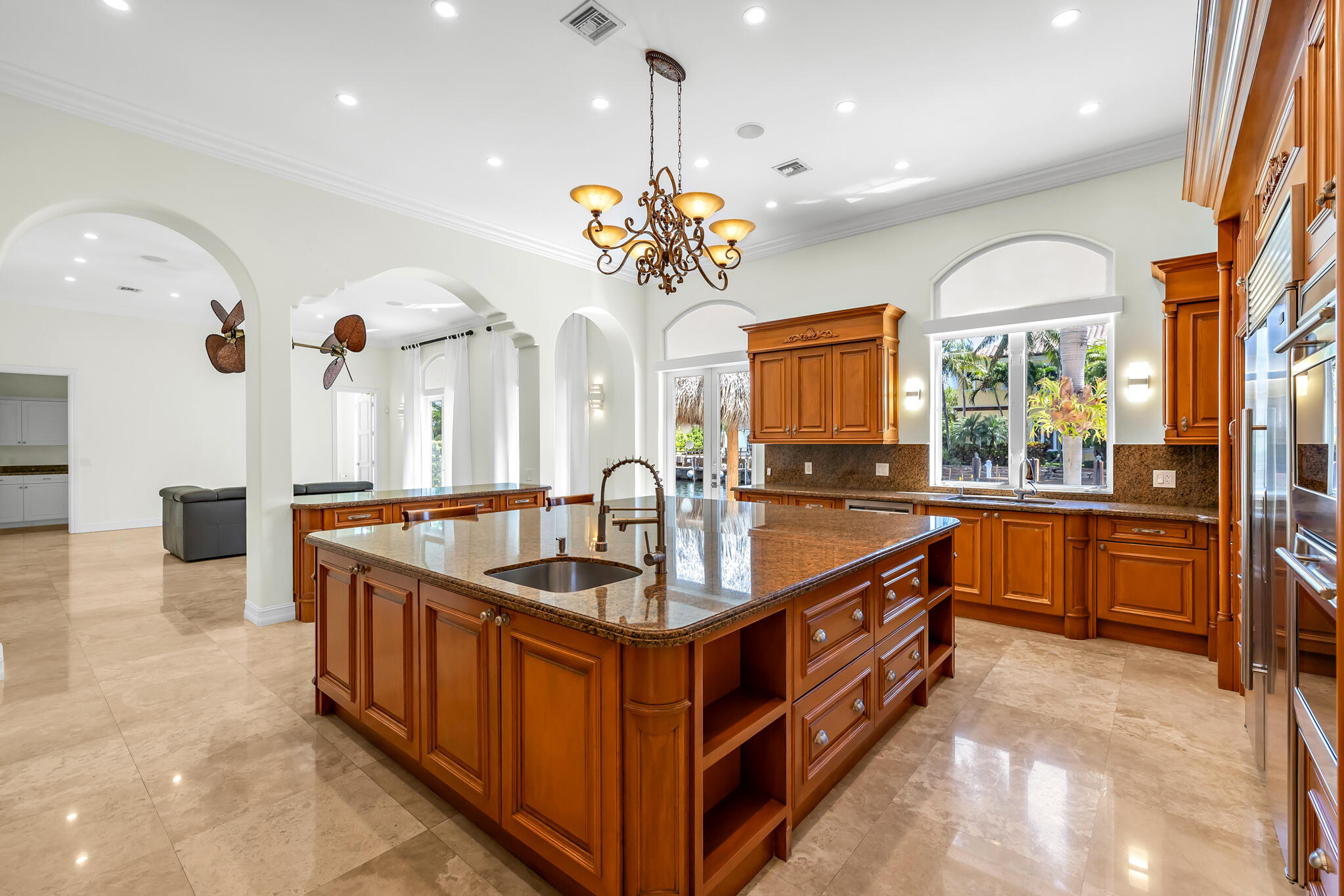VENETIAN ISLES 1ST SEC - Residential