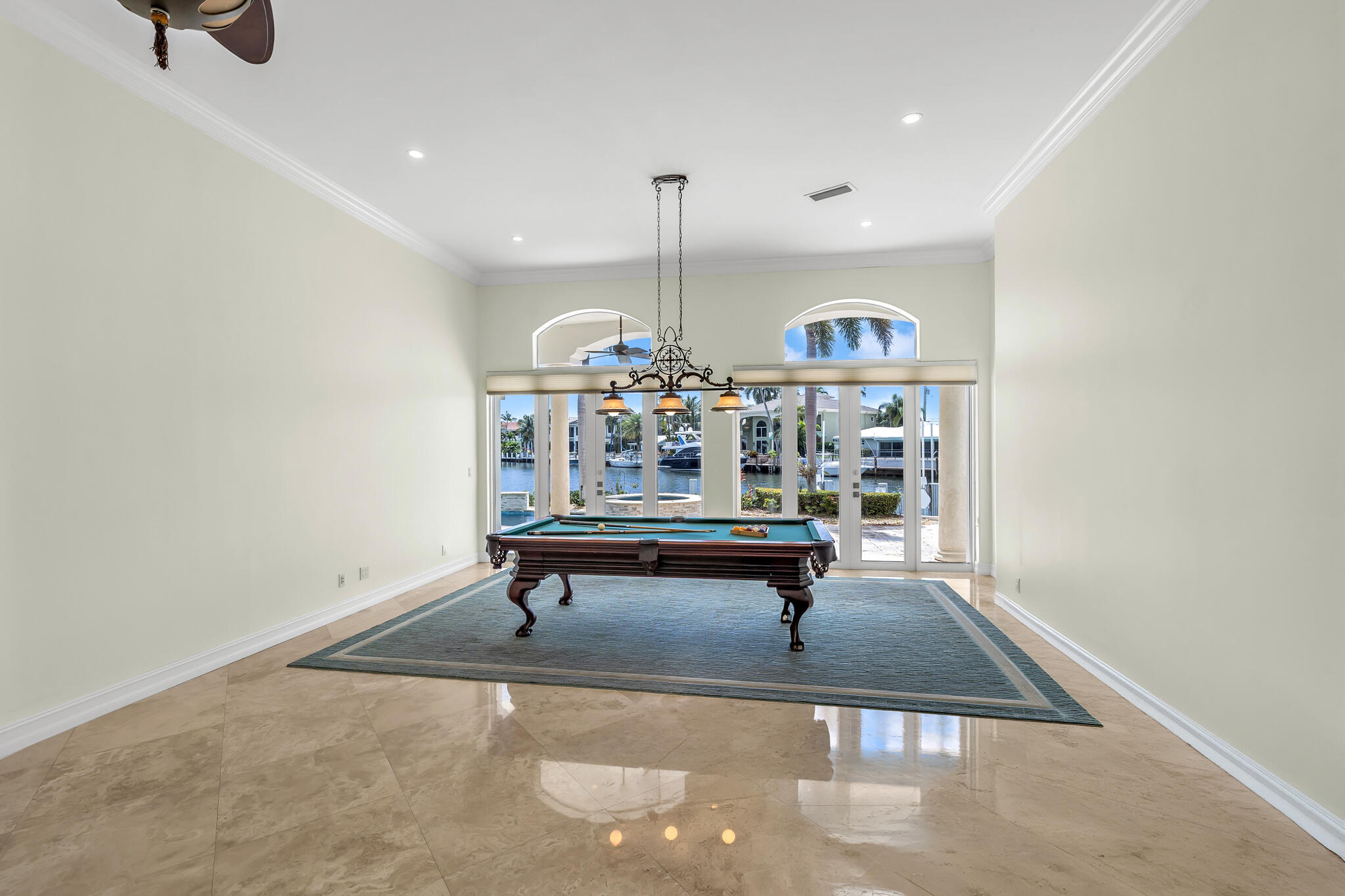 VENETIAN ISLES 1ST SEC - Residential