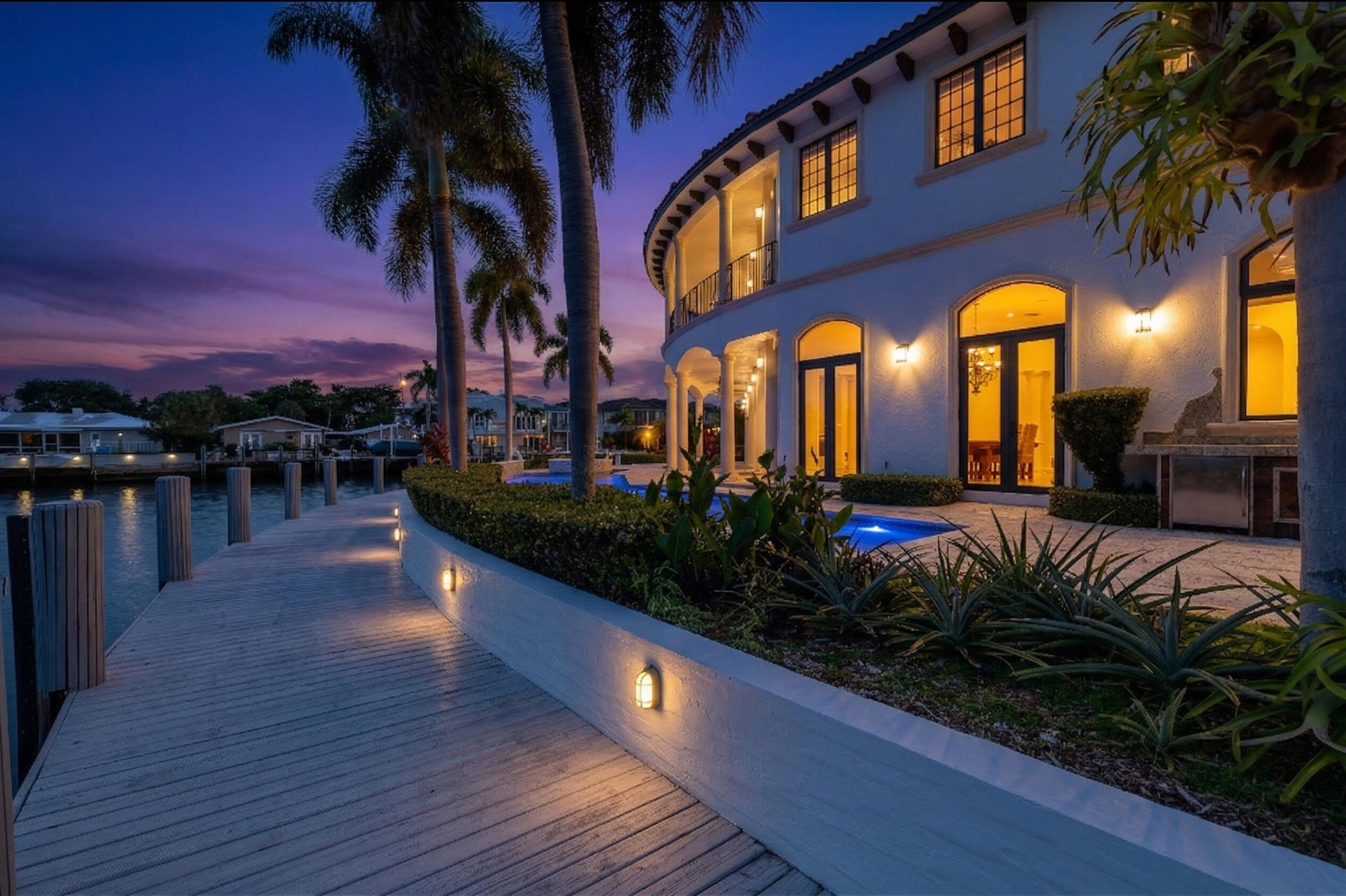 VENETIAN ISLES 1ST SEC - Residential