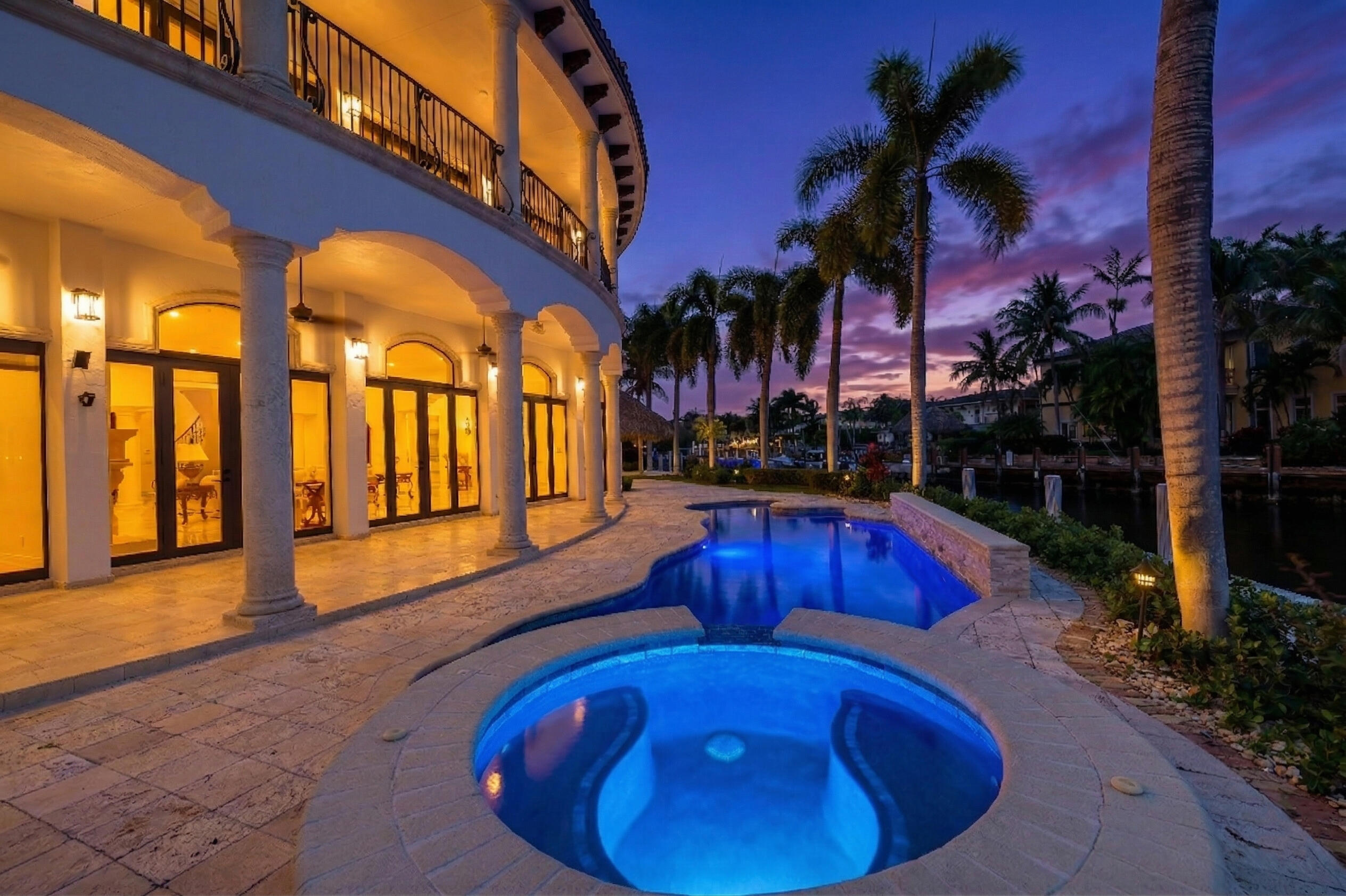 VENETIAN ISLES 1ST SEC - Residential
