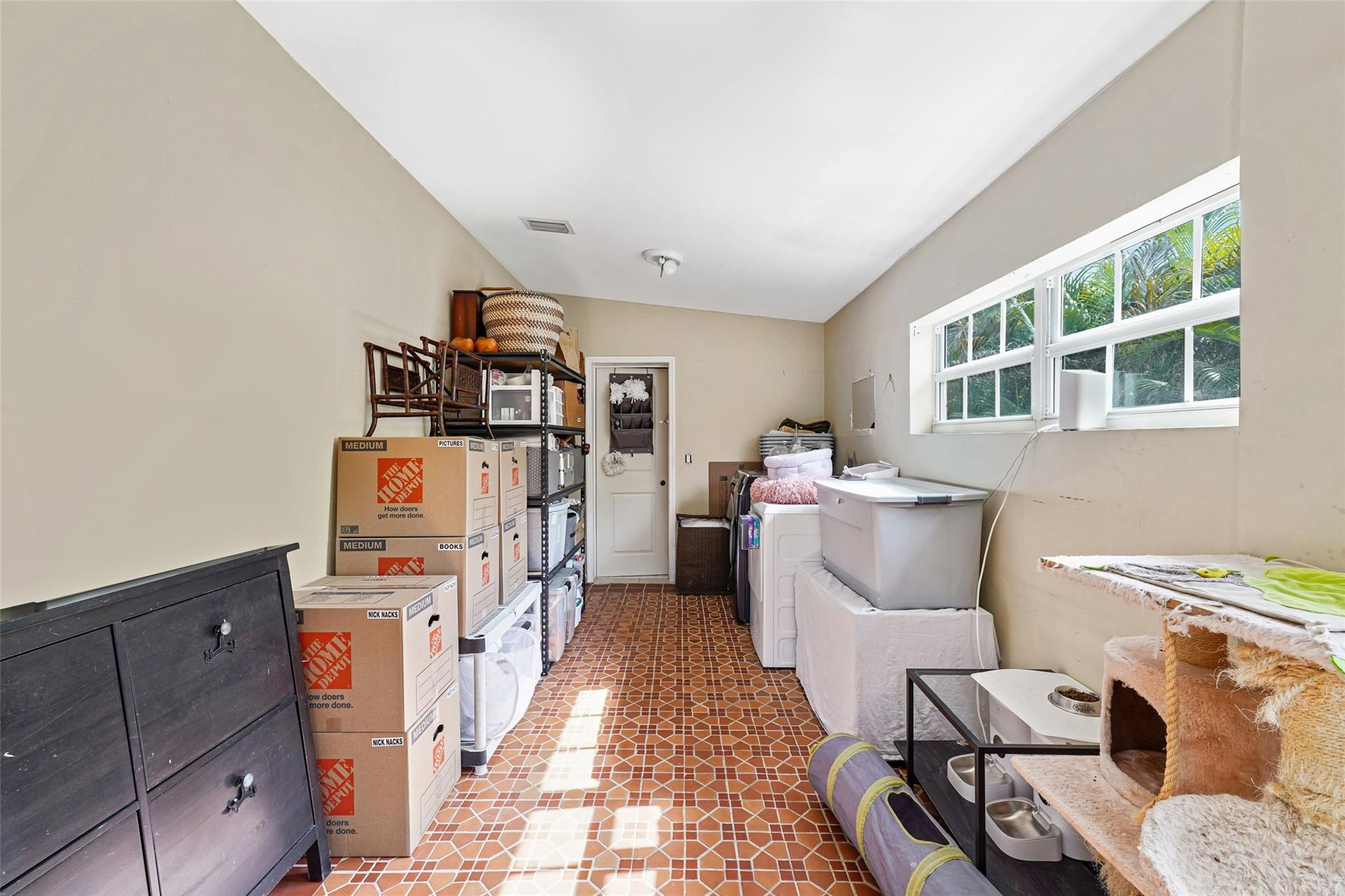 ALHAMBRA HEIGHTS - Residential
