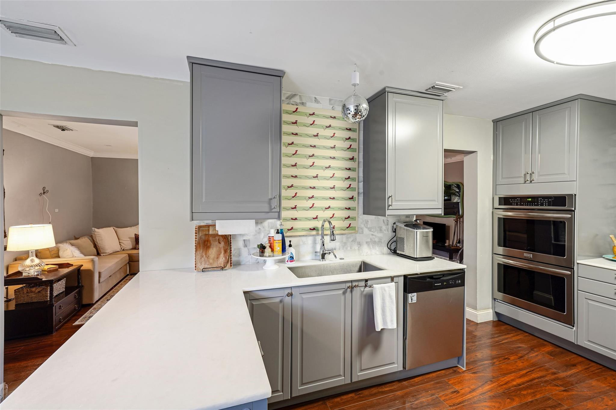 ALHAMBRA HEIGHTS - Residential