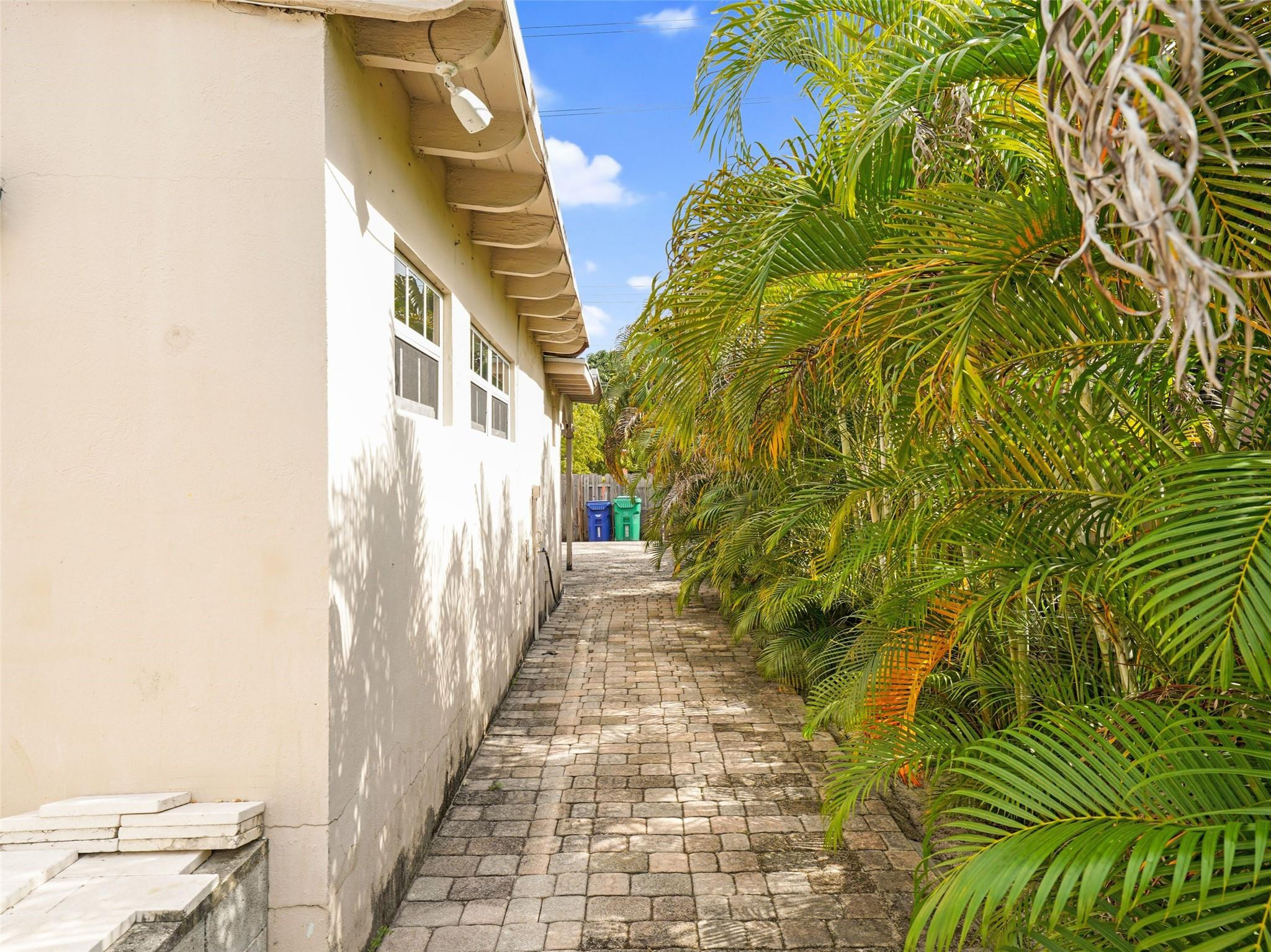 ALHAMBRA HEIGHTS - Residential