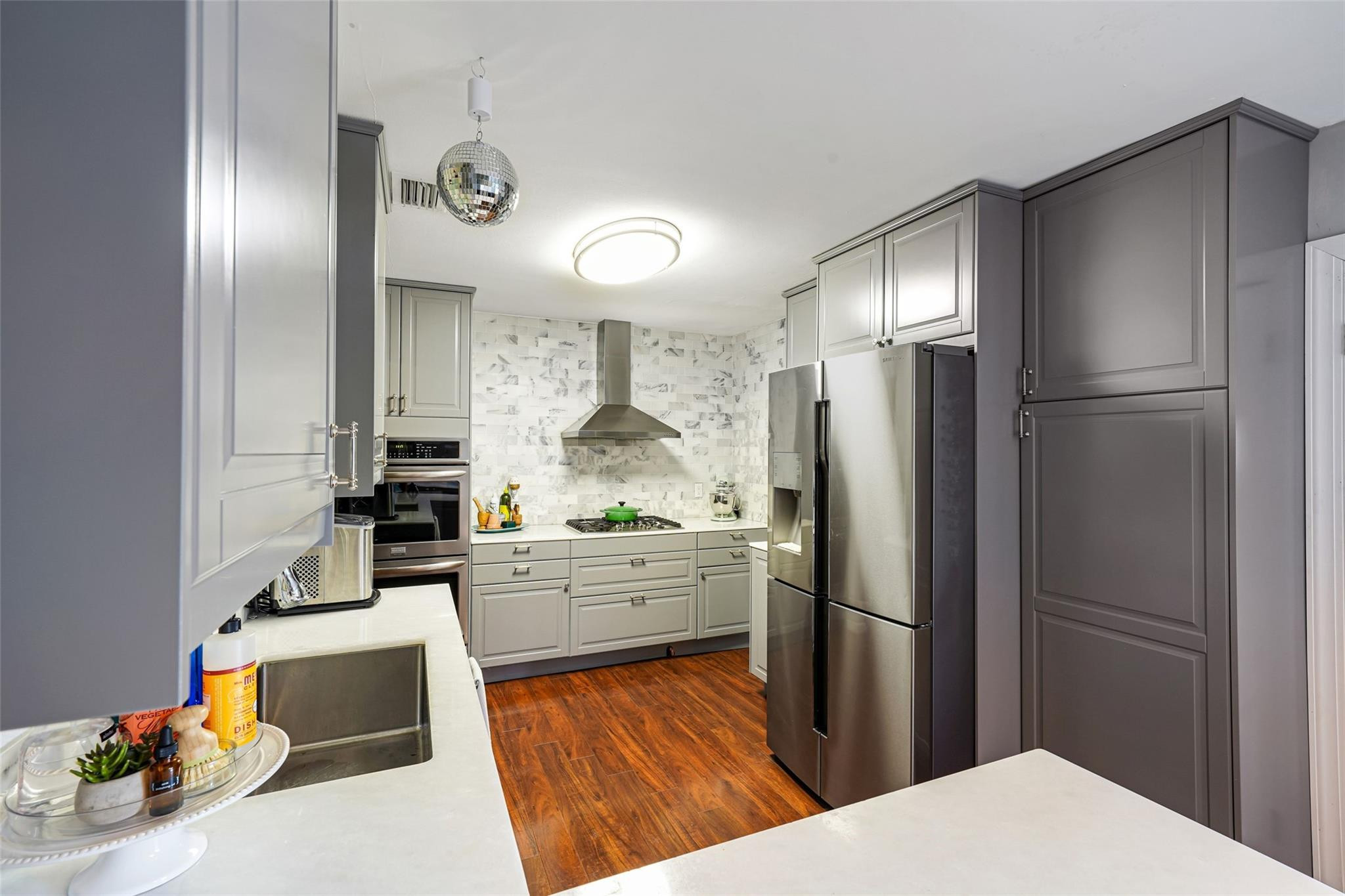 ALHAMBRA HEIGHTS - Residential