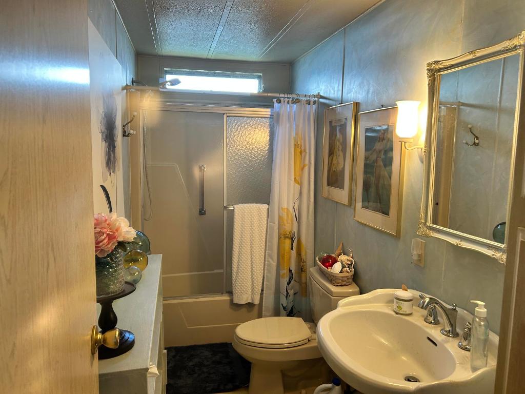 Spanish Lakes Country Club Village - Residential