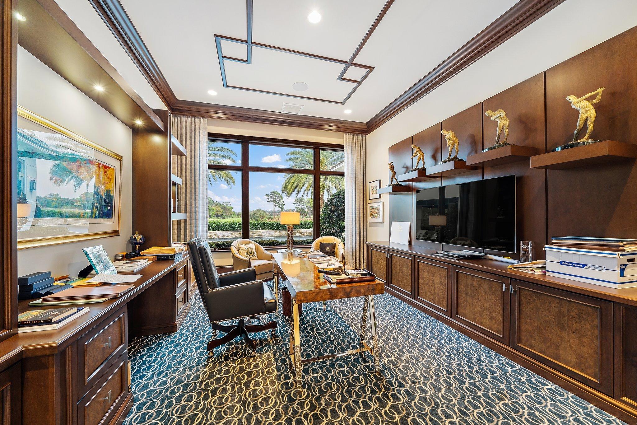 OLD PALM PL 4 - Residential