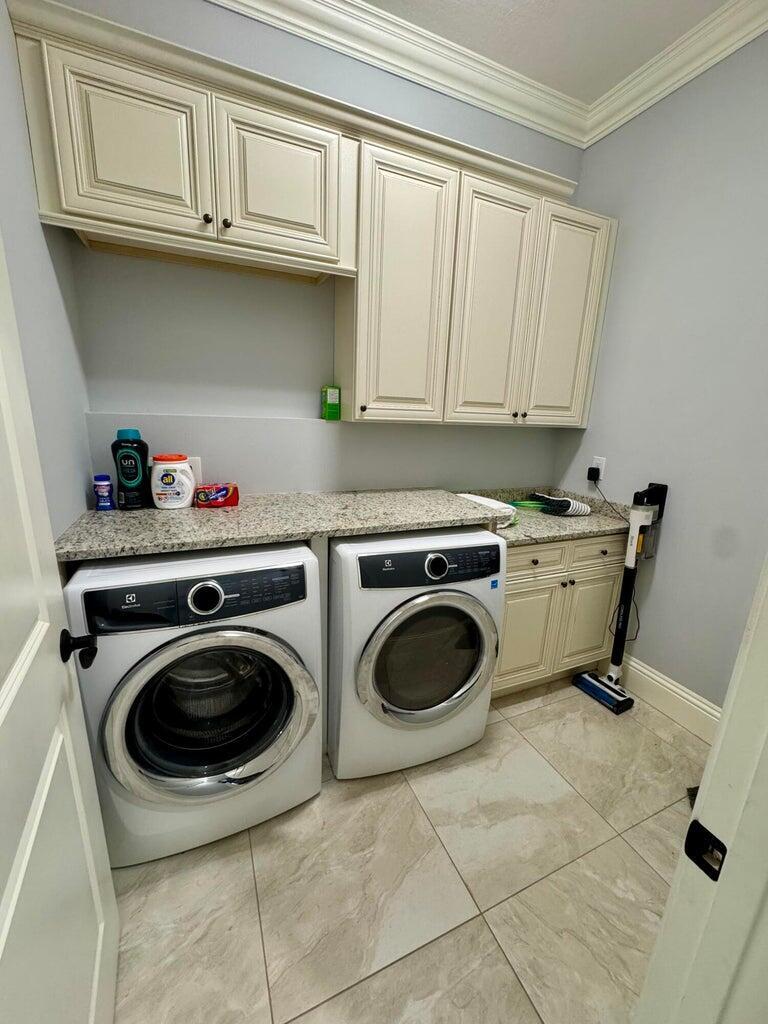 FIRST REPLAT OF RIVER POINT PUD - Residential