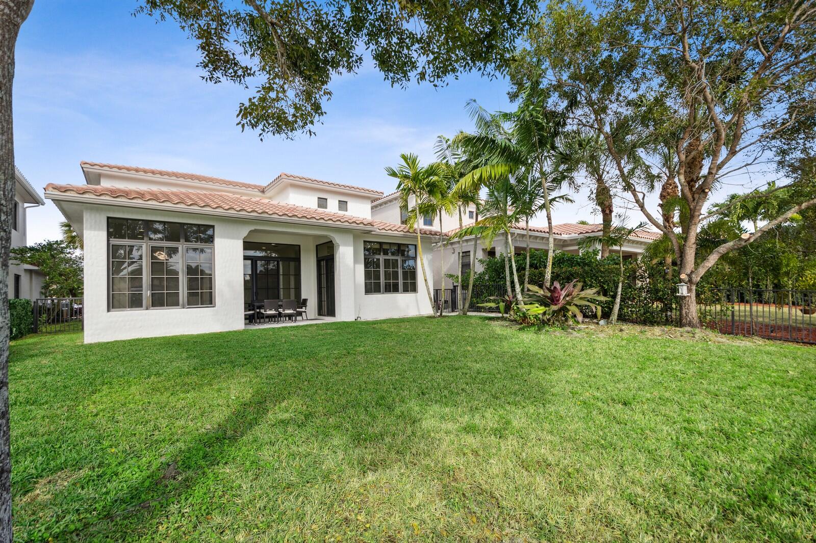 PARKLAND GOLF AND COUNTRY CLUB - Residential