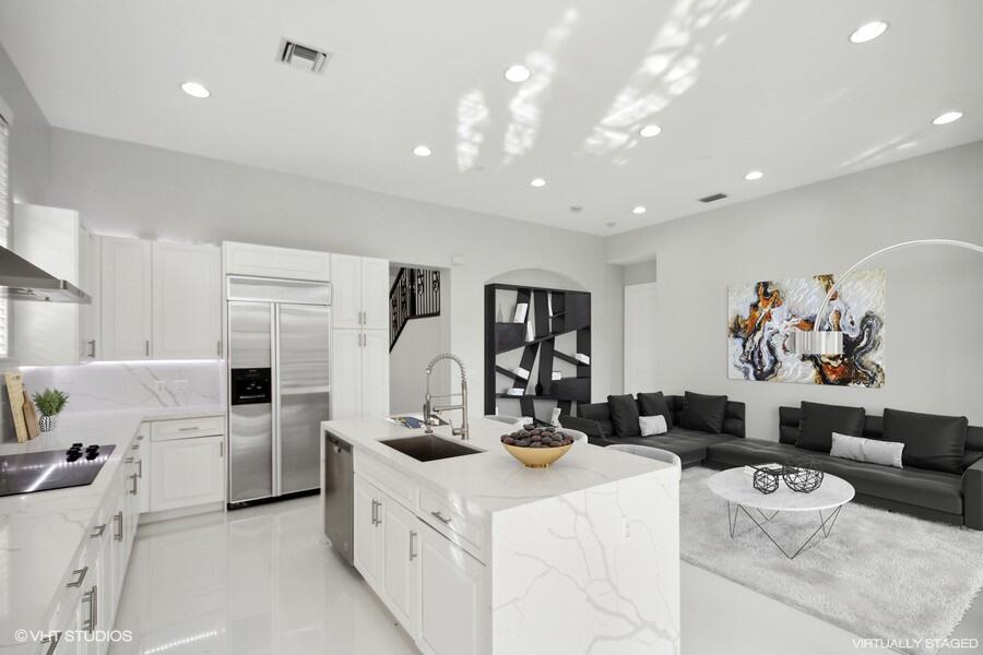 PARKLAND GOLF AND COUNTRY CLUB - Residential