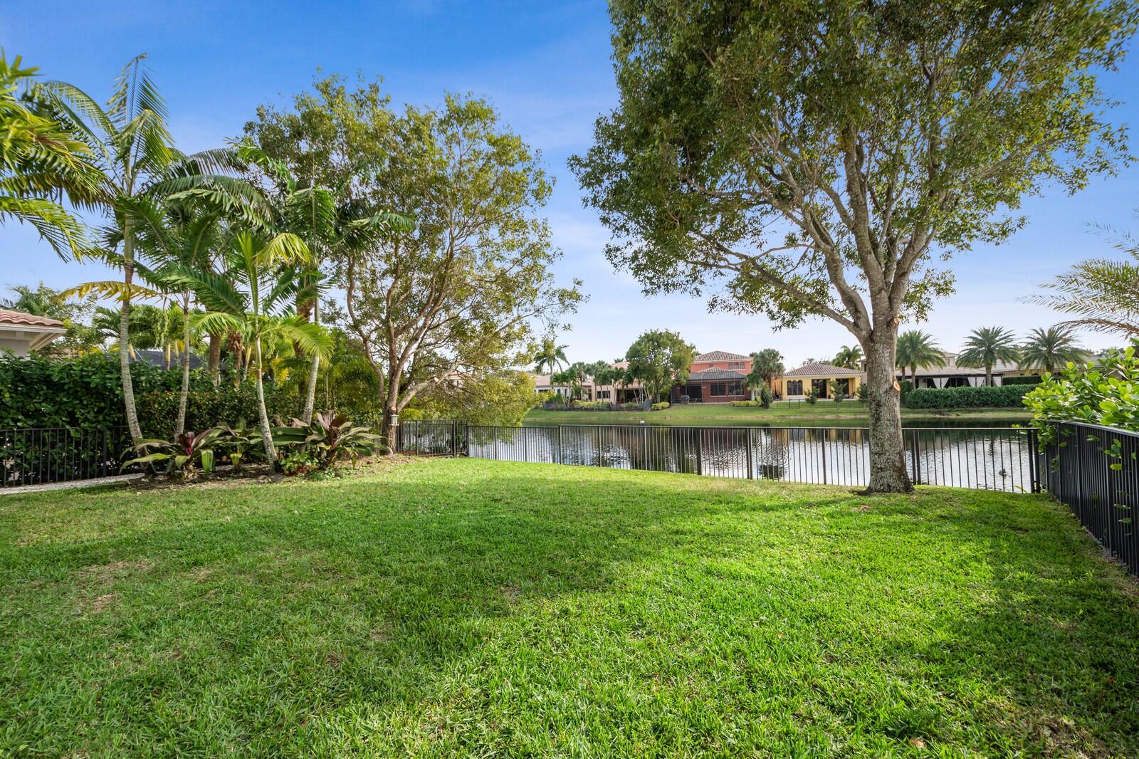 PARKLAND GOLF AND COUNTRY CLUB - Residential