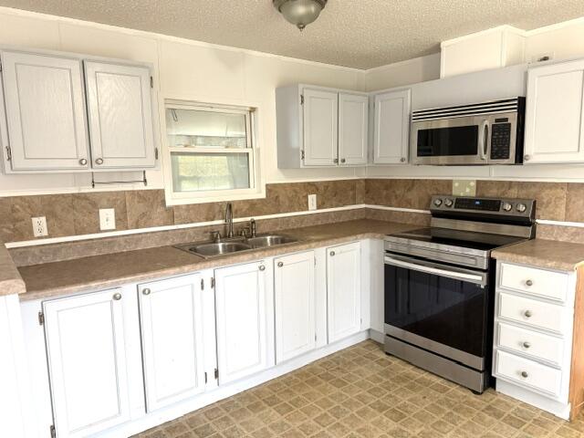 RIDGEWAY MOBILE HOME SUBDIVISION PLAT NO 1 2 - Residential