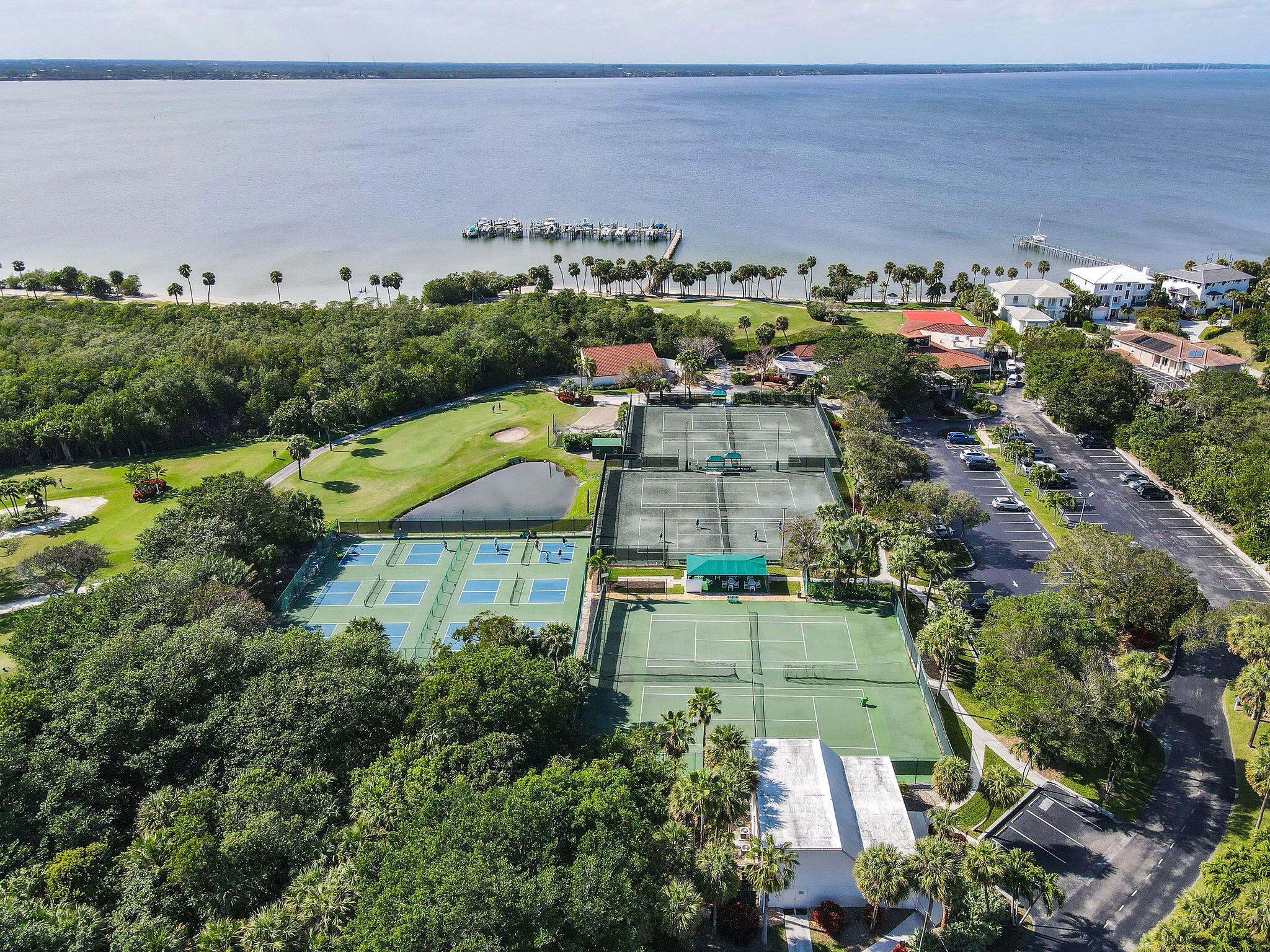 REGENCY ISLAND DUNES - Residential