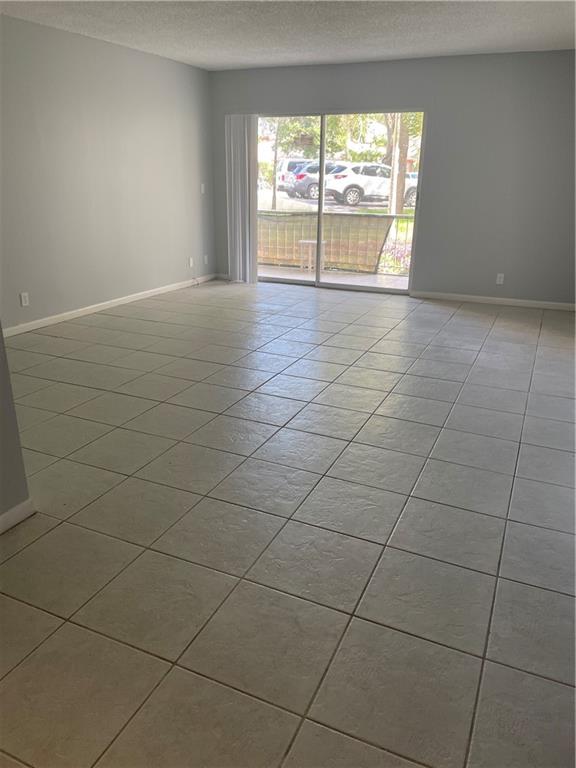 Spanish Oaks of Boca - Residential