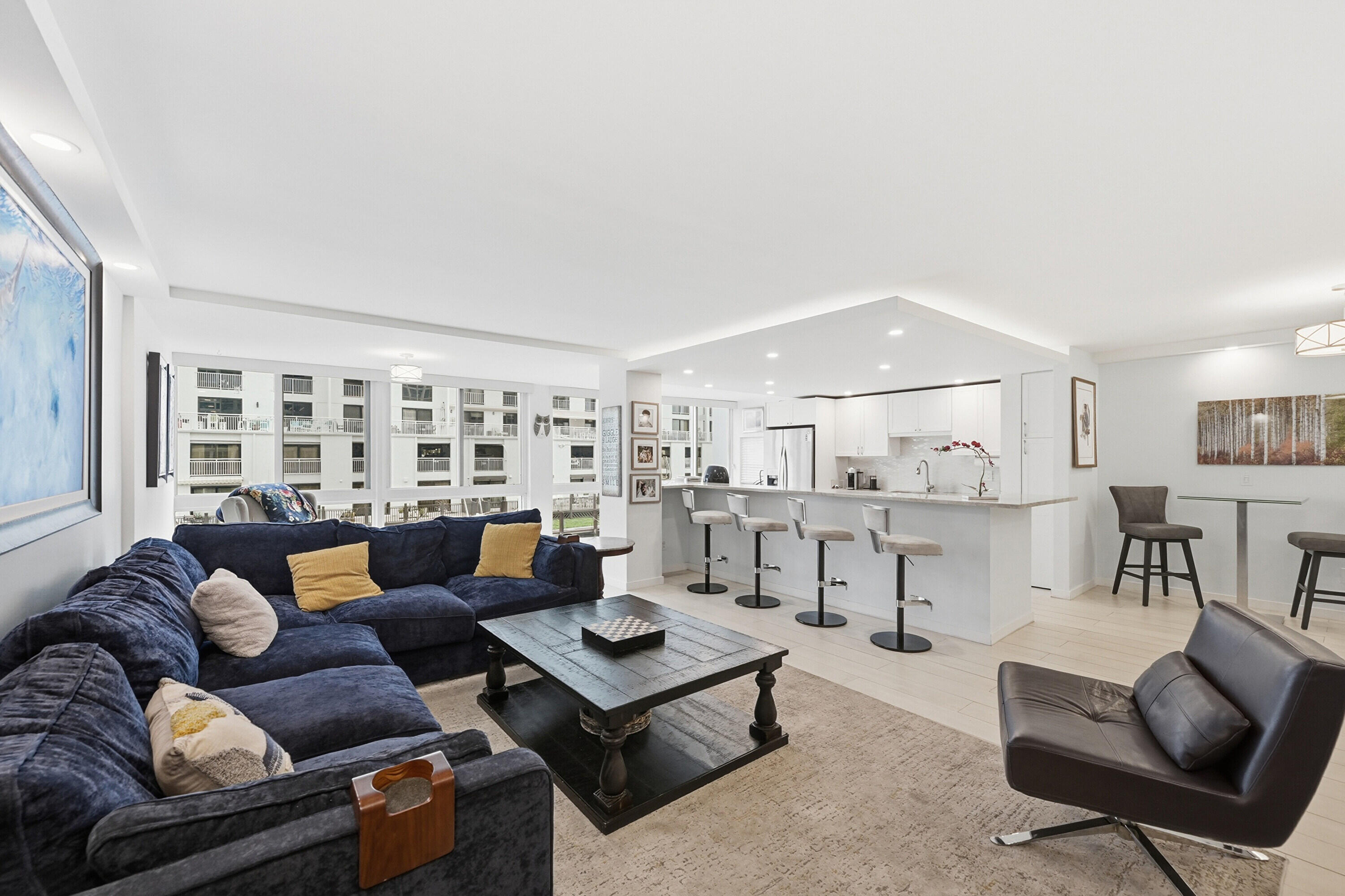 ROYAL MARINER CONDO - Residential