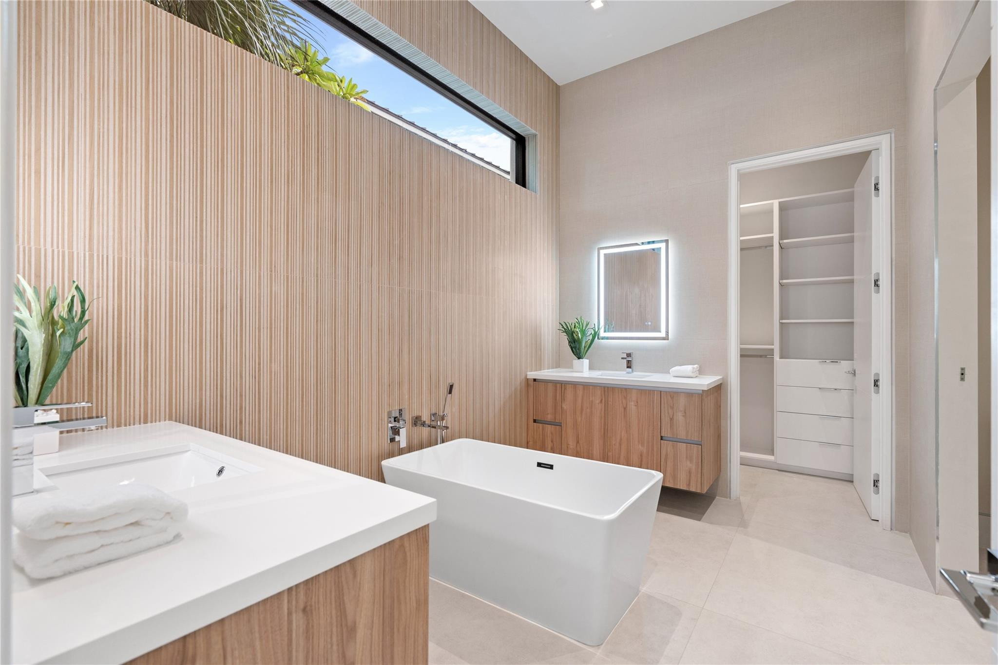 Lauderdale Shores Reamen - Residential