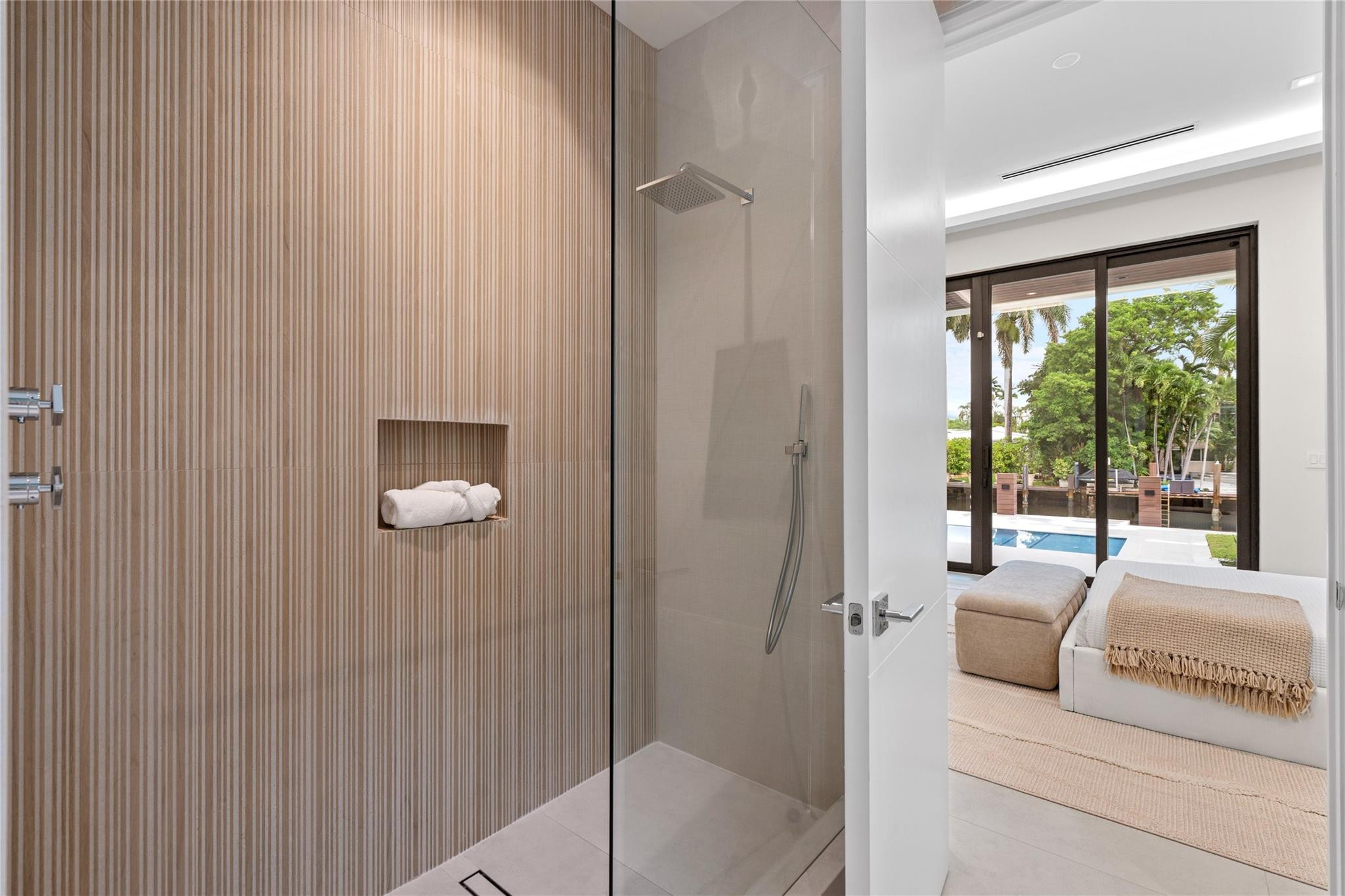 Lauderdale Shores Reamen - Residential