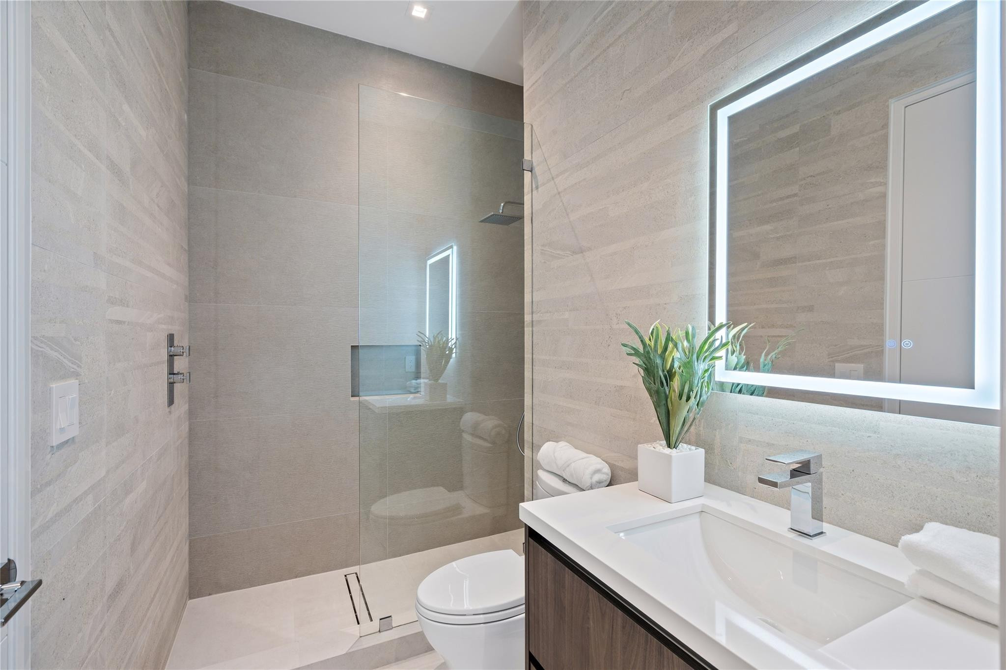 Lauderdale Shores Reamen - Residential