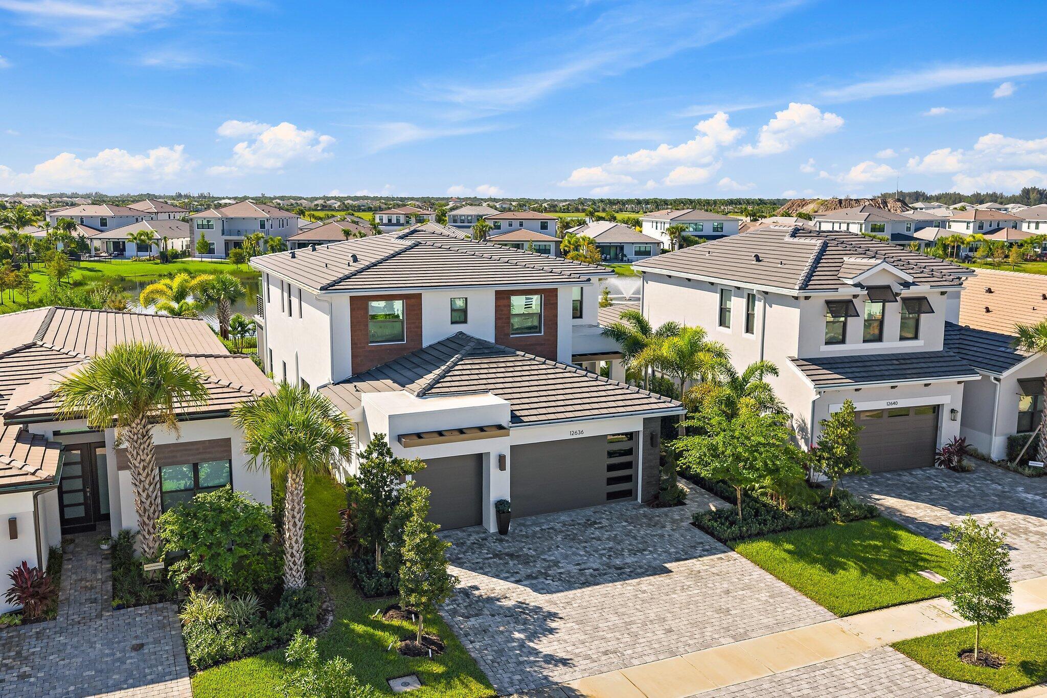 Solana Bay at Avenir - Residential