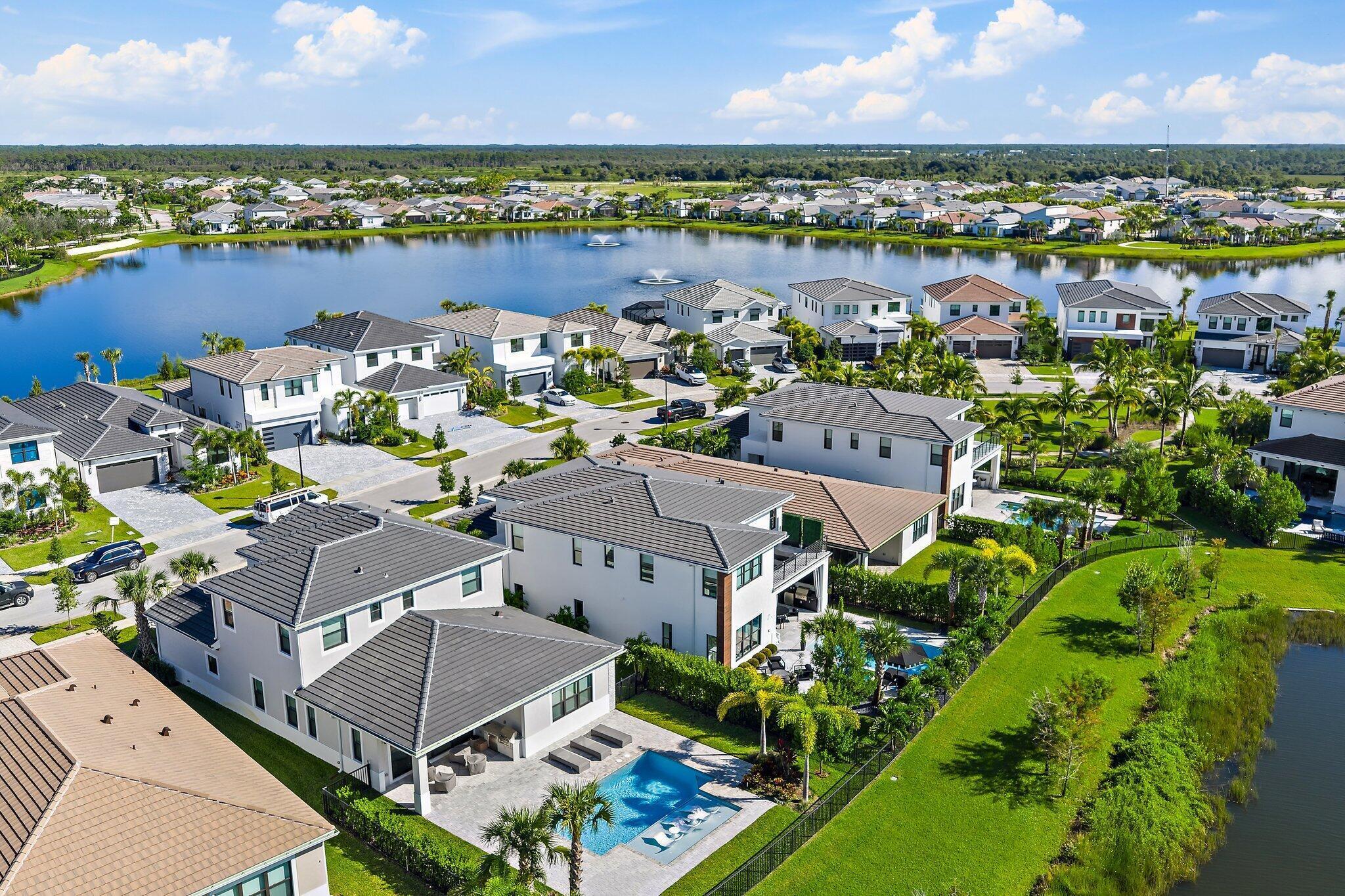 Solana Bay at Avenir - Residential