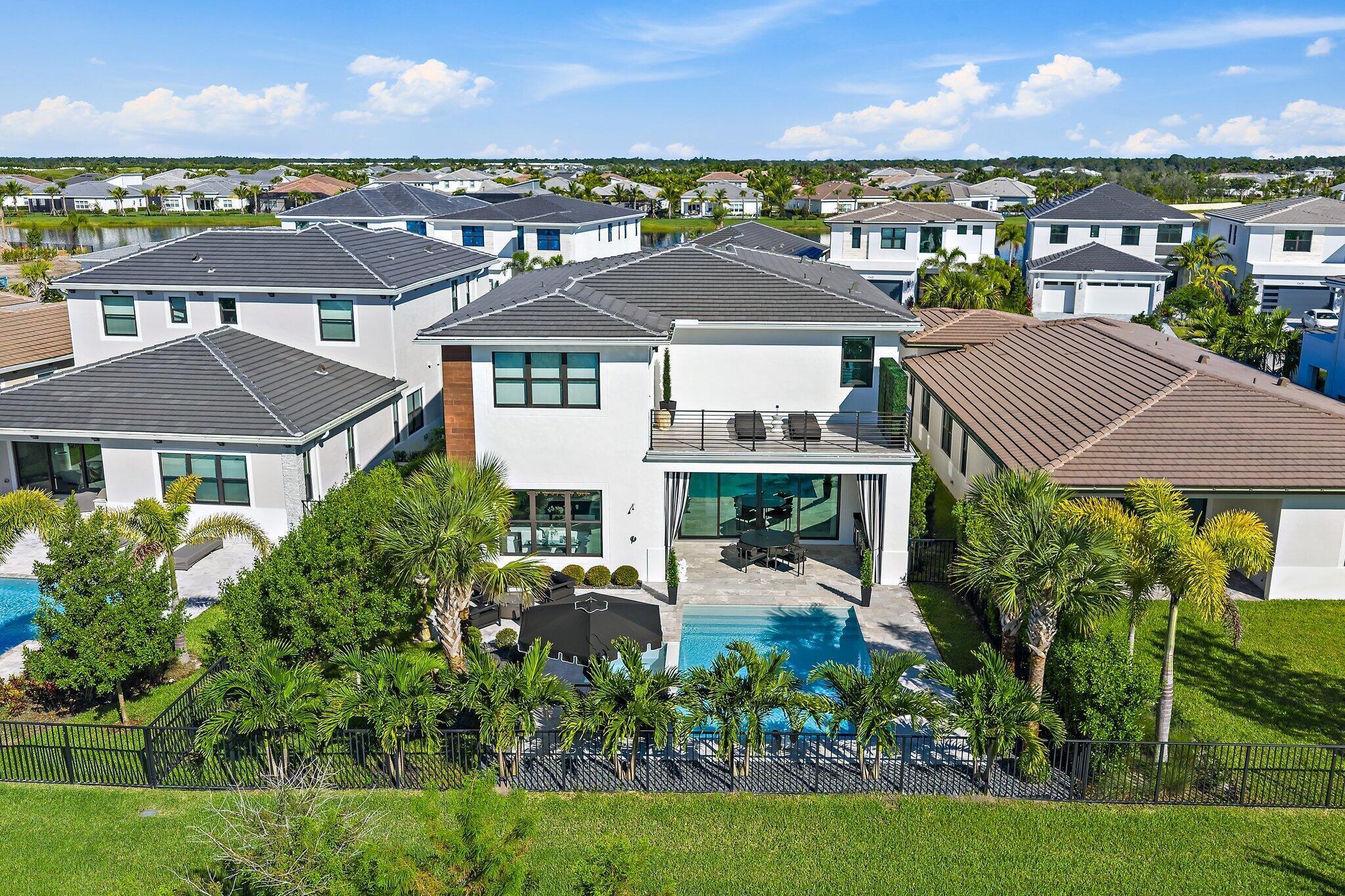 Solana Bay at Avenir - Residential