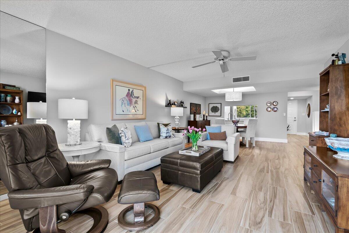 HAMLET AT POINCIANA CONDO - Residential