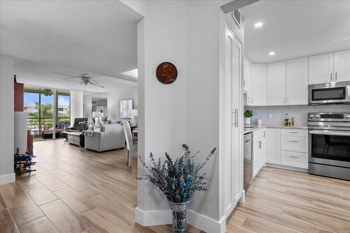 HAMLET AT POINCIANA CONDO - Residential