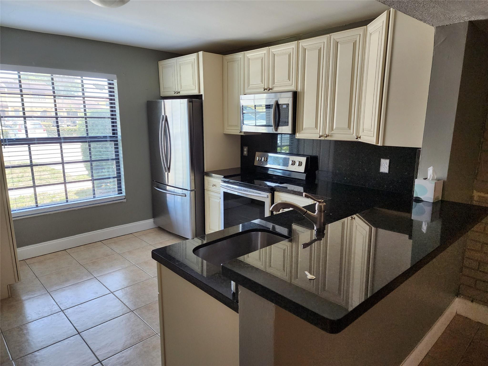 COLONIES TWO CONDO - Residential