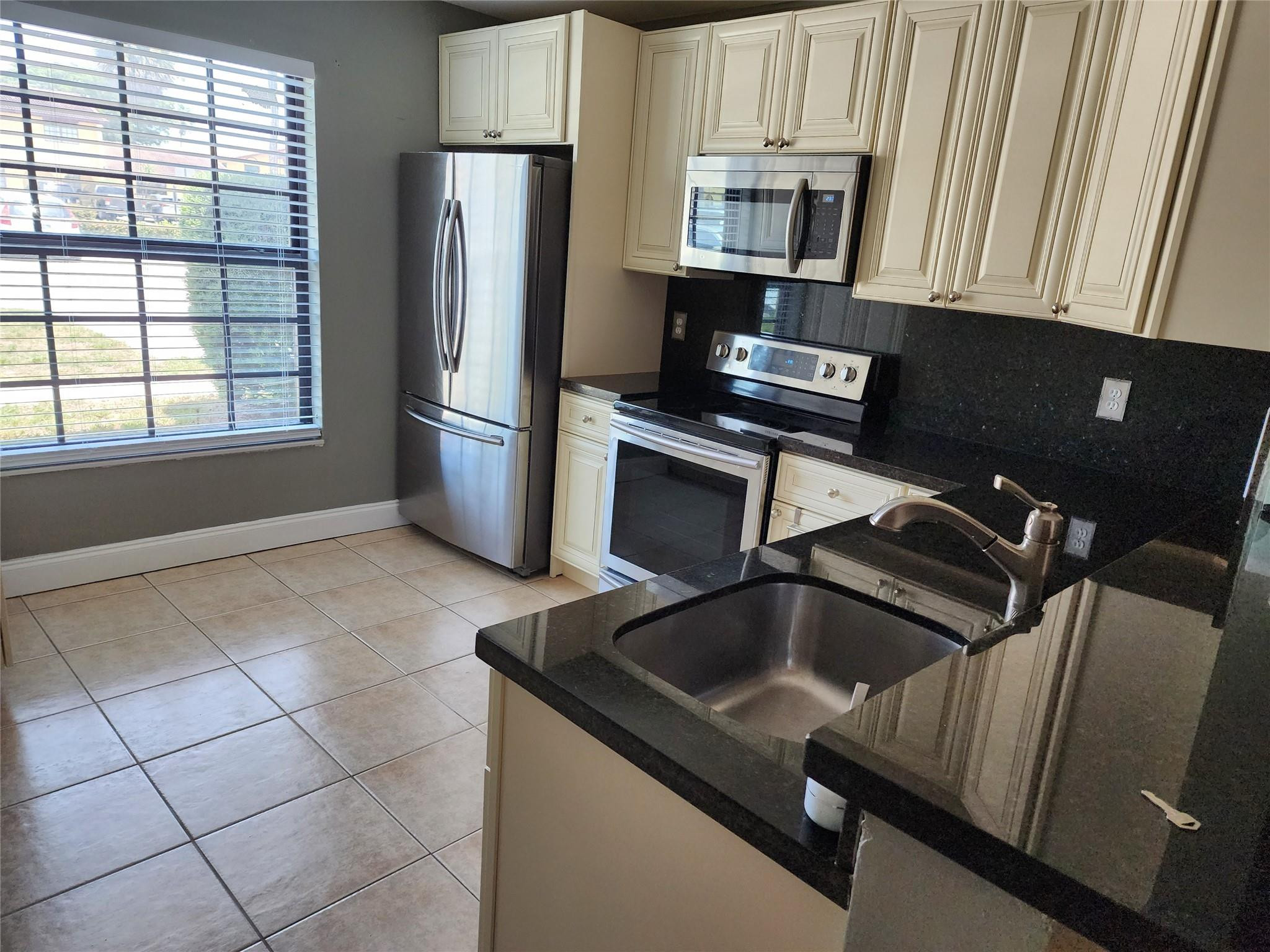 COLONIES TWO CONDO - Residential