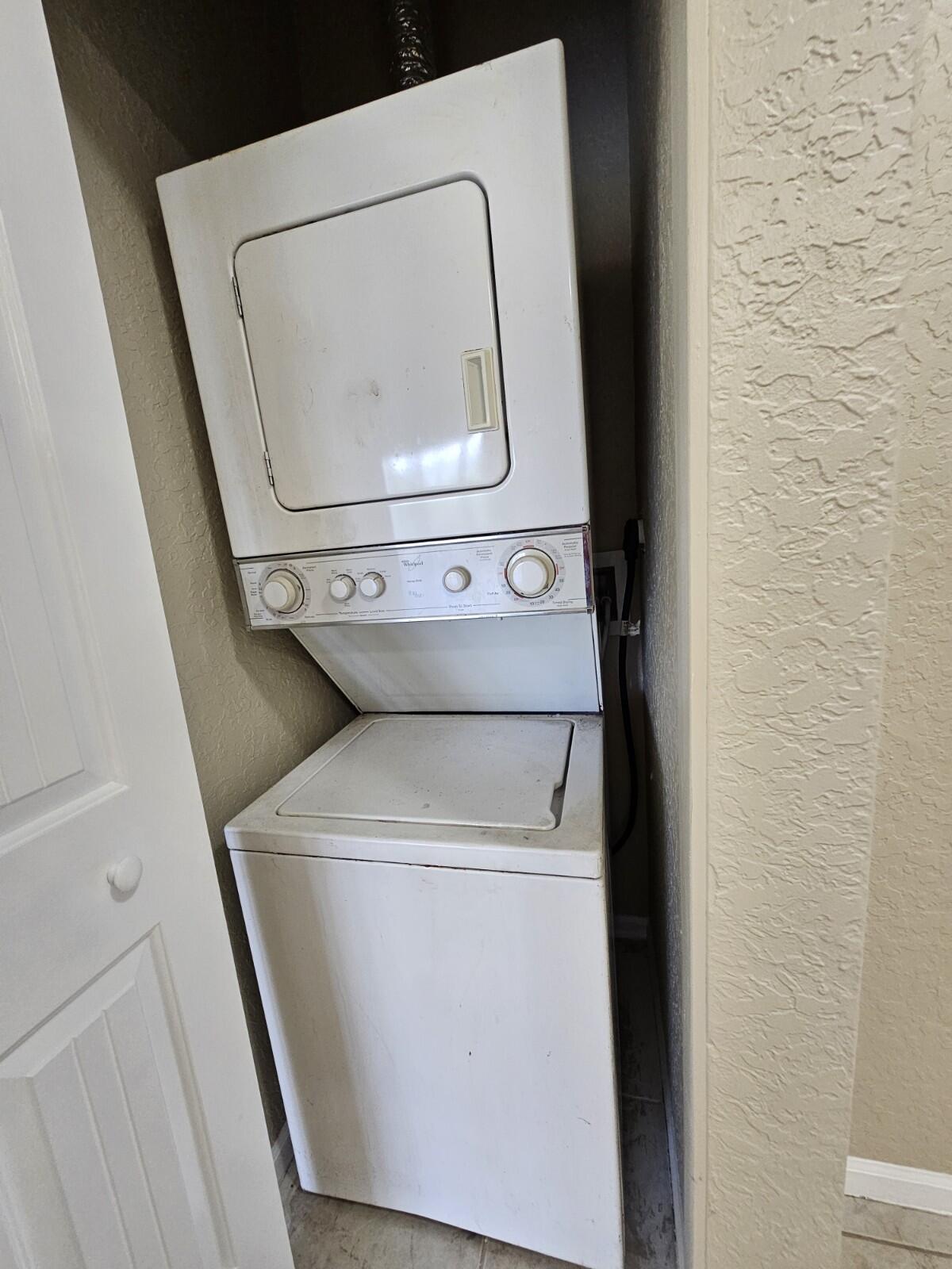 BELVEDERE ISLES CONDO NO 1 - Residential Lease