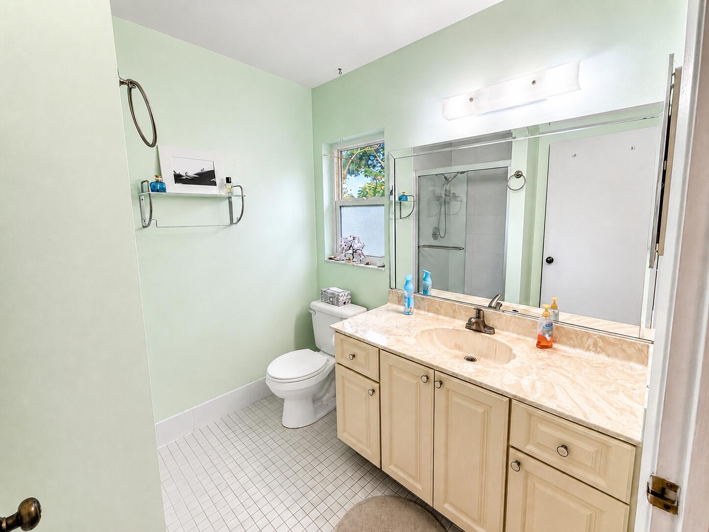 WHISPER WALK - Residential Lease
