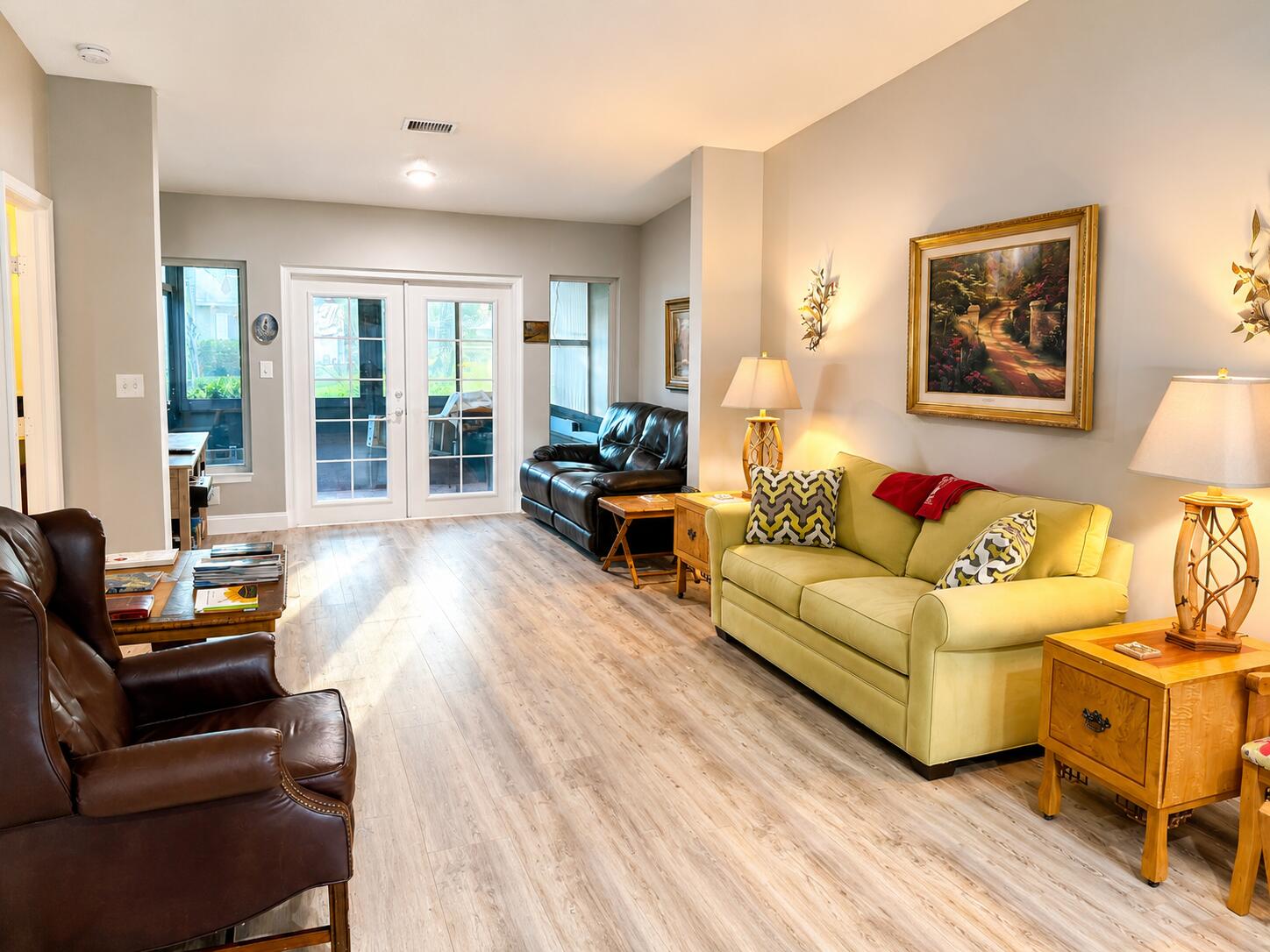 WHISPER WALK - Residential Lease