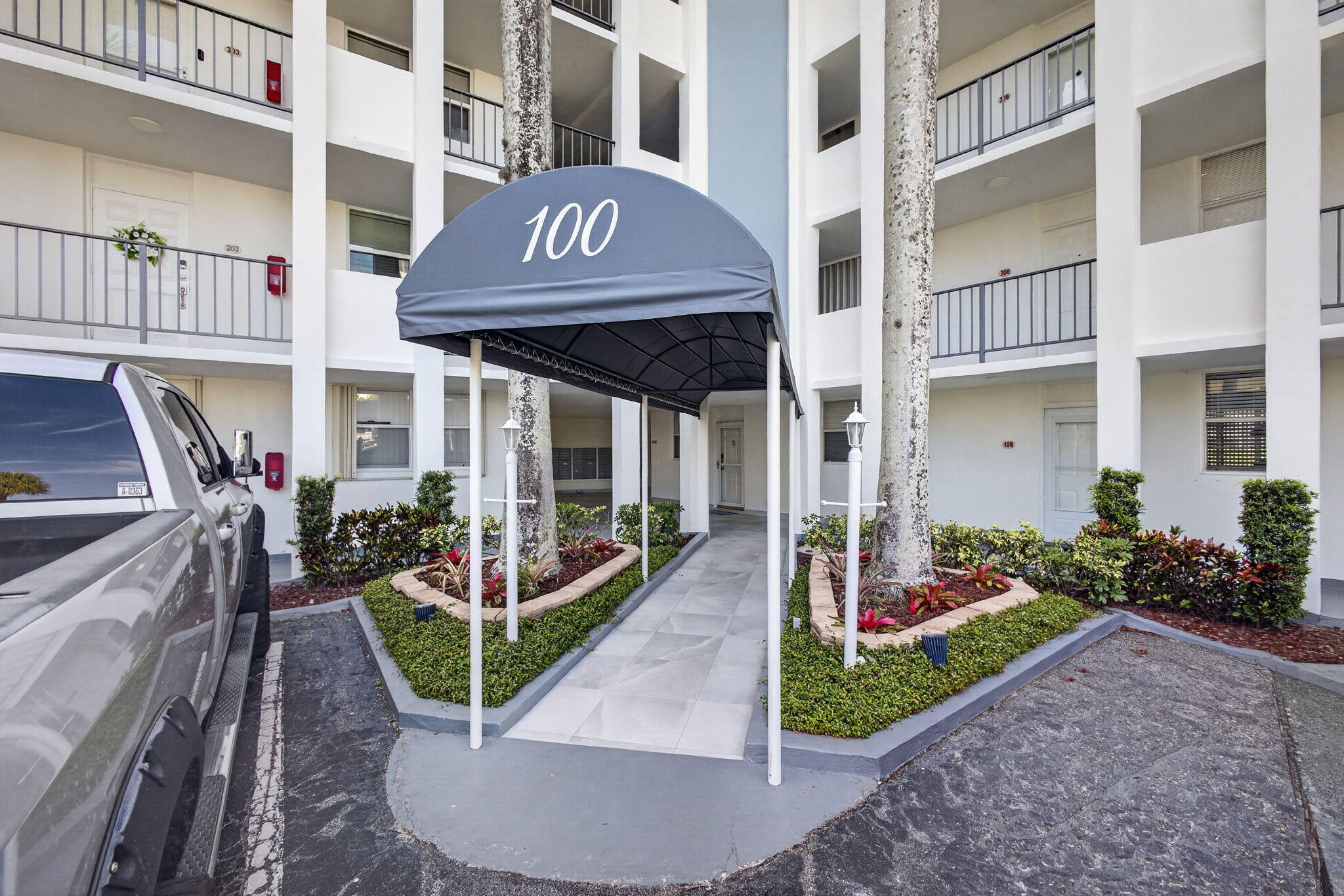 PARADISE HARBOUR CONDO - Residential Lease