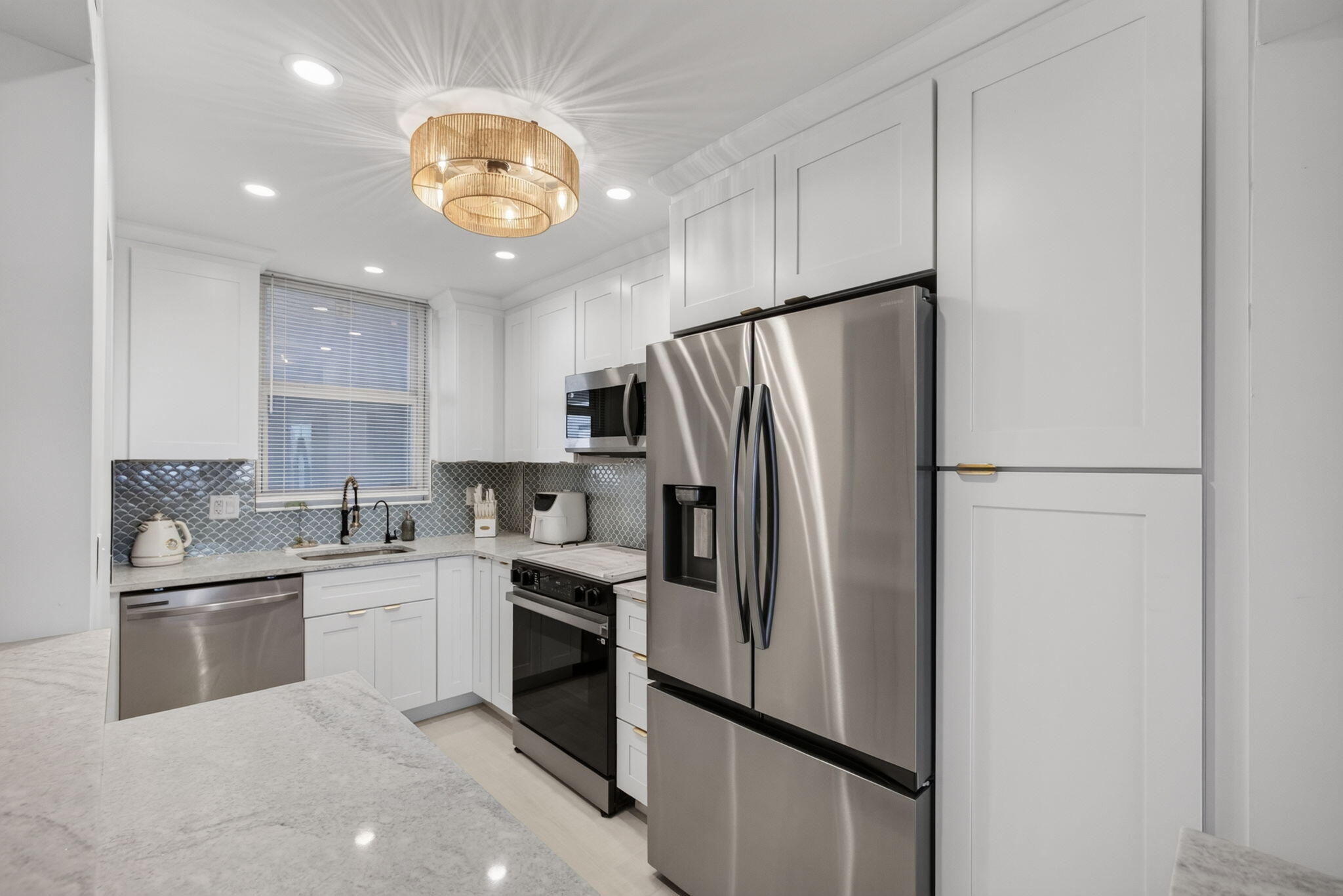 PARADISE HARBOUR CONDO - Residential Lease