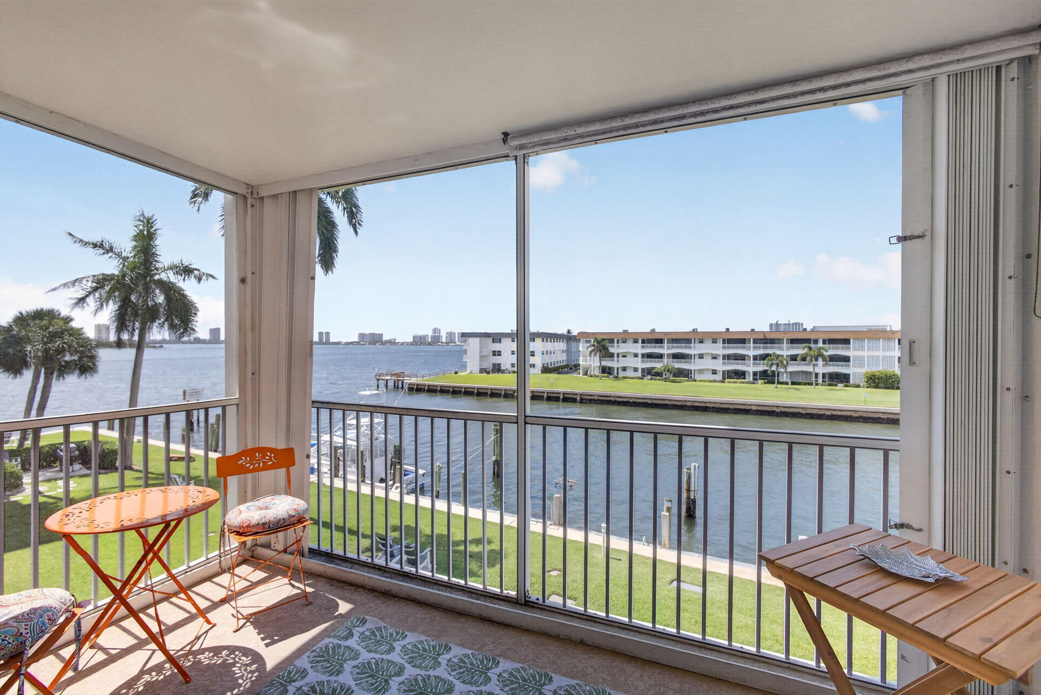 PARADISE HARBOUR CONDO - Residential Lease