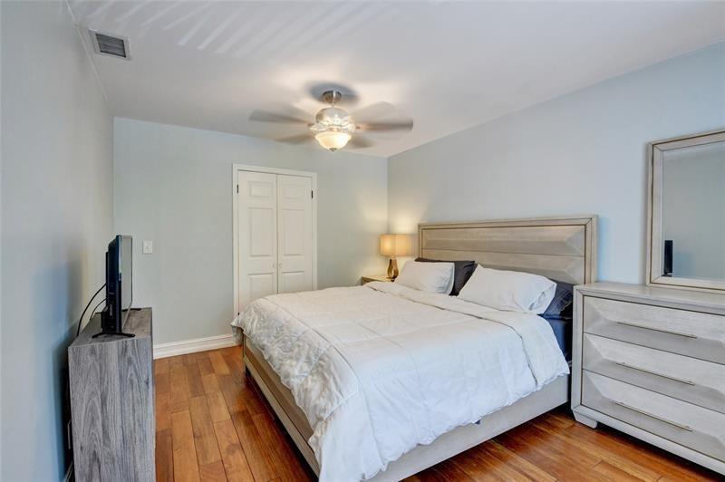 BOCA RIDGE PARK CONDO - Residential Lease