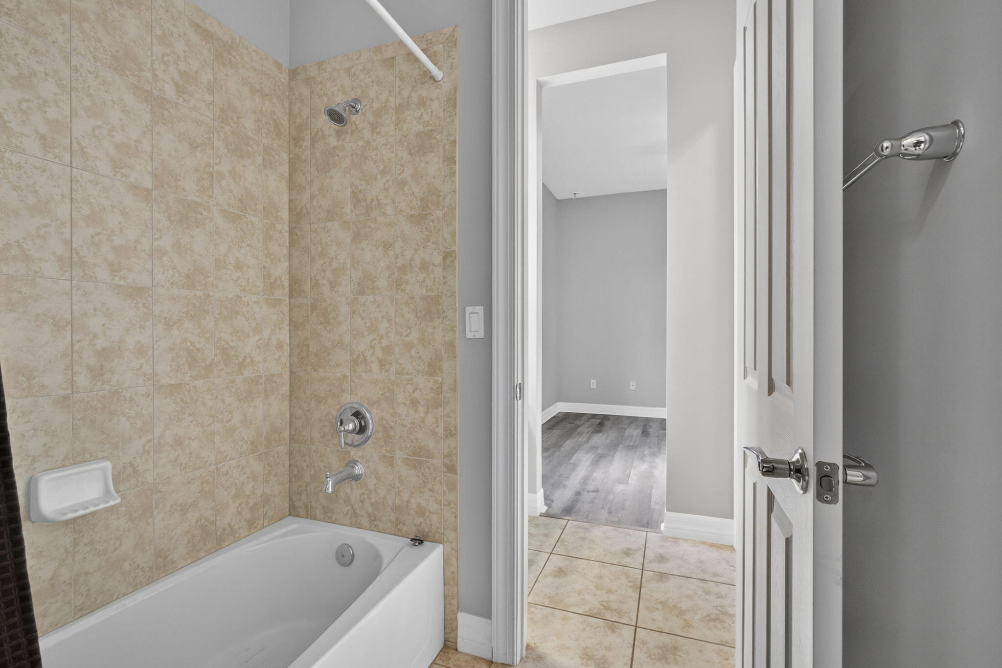 CASTELLINA - Residential