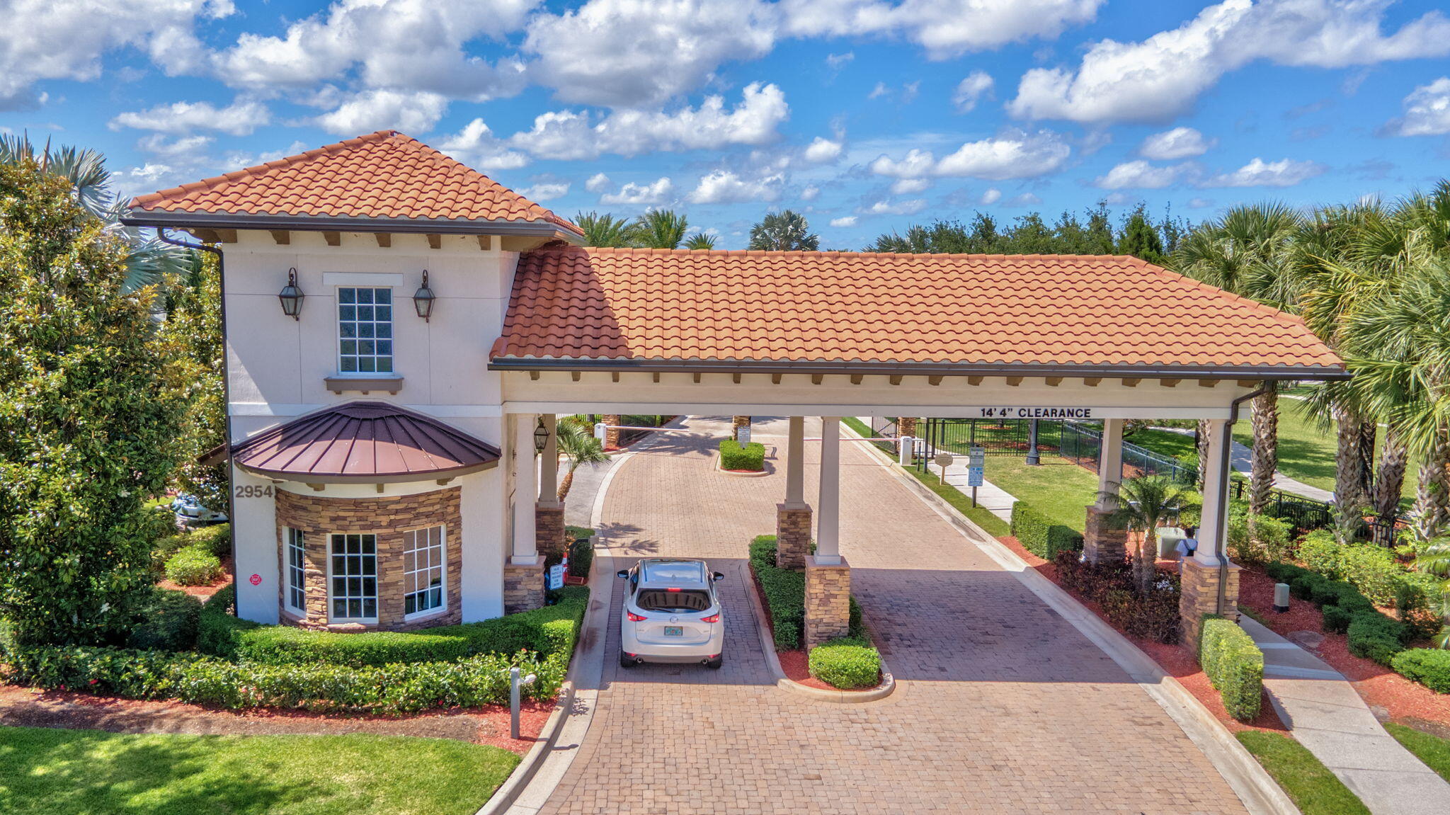 CASTELLINA - Residential
