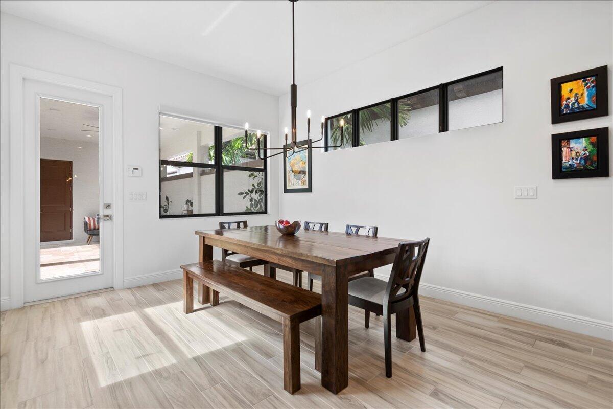 ALTON - Residential Lease
