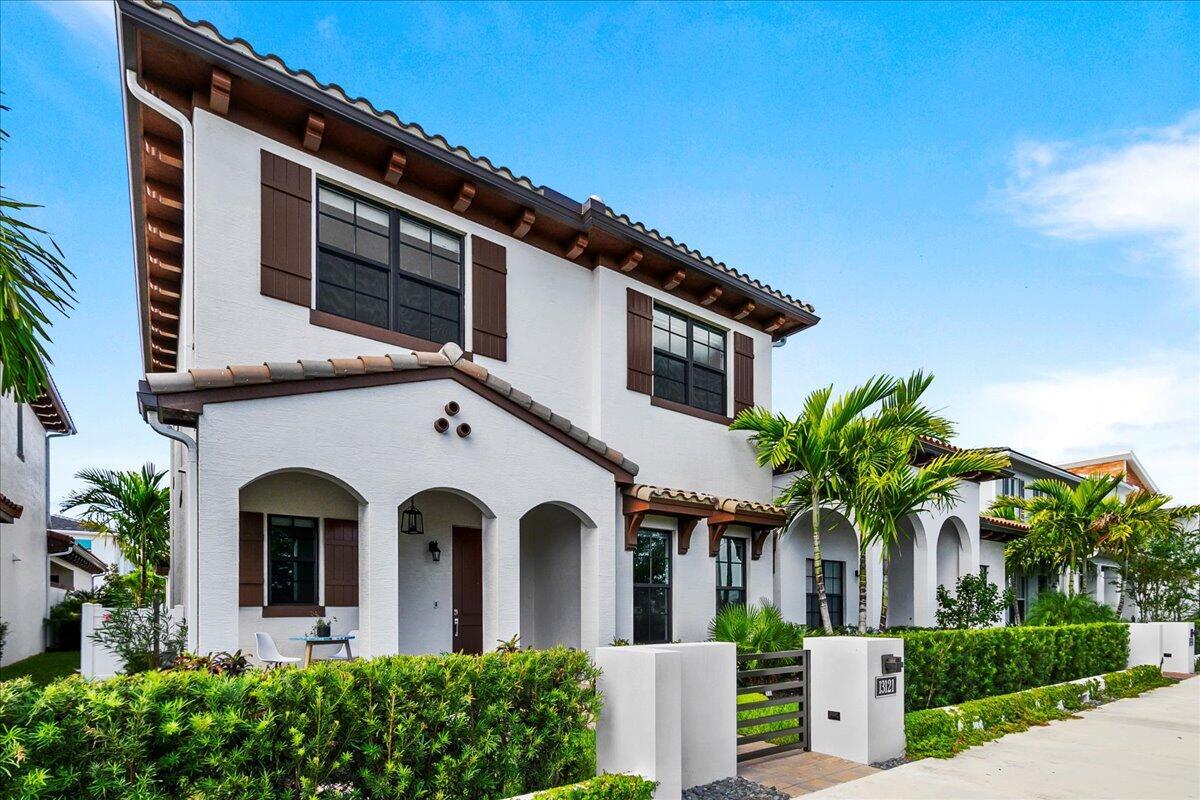 ALTON - Residential Lease