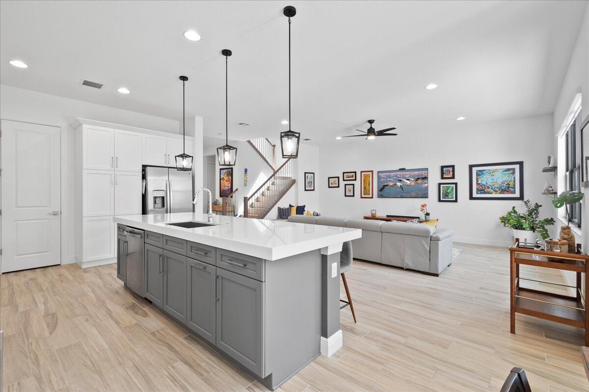 ALTON - Residential Lease