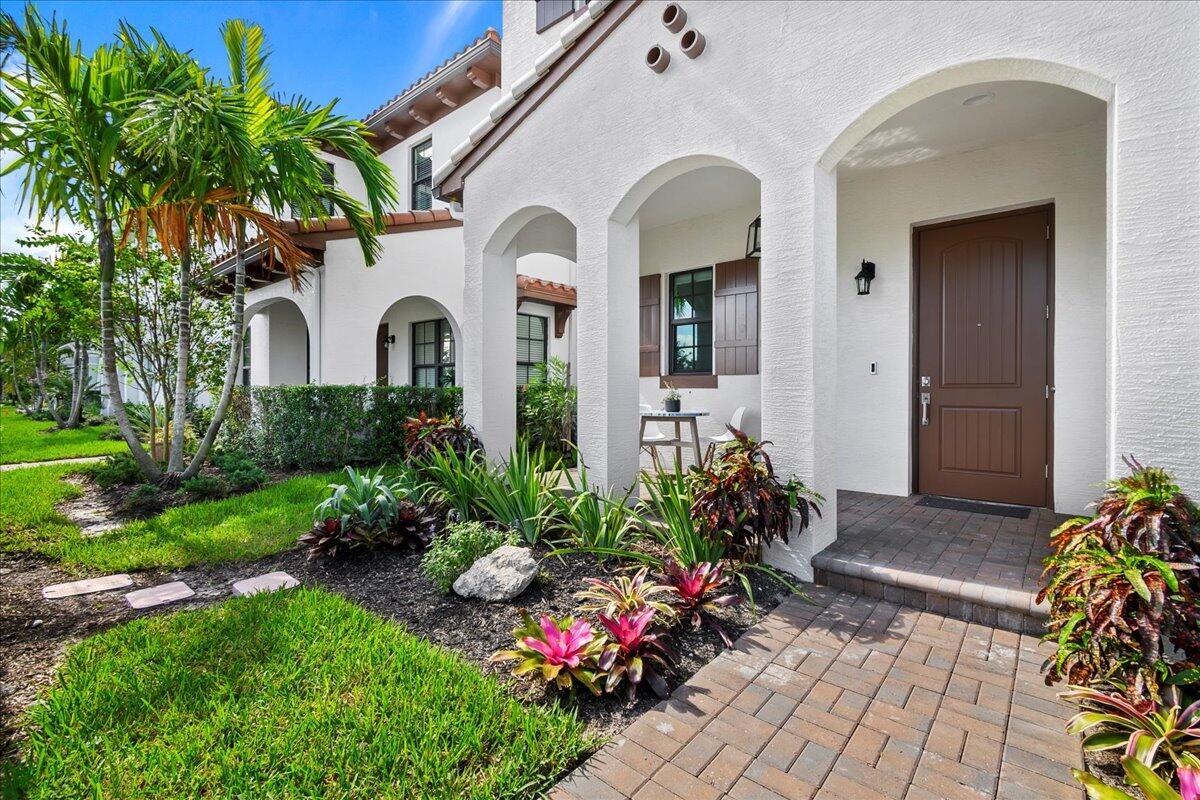 ALTON - Residential Lease