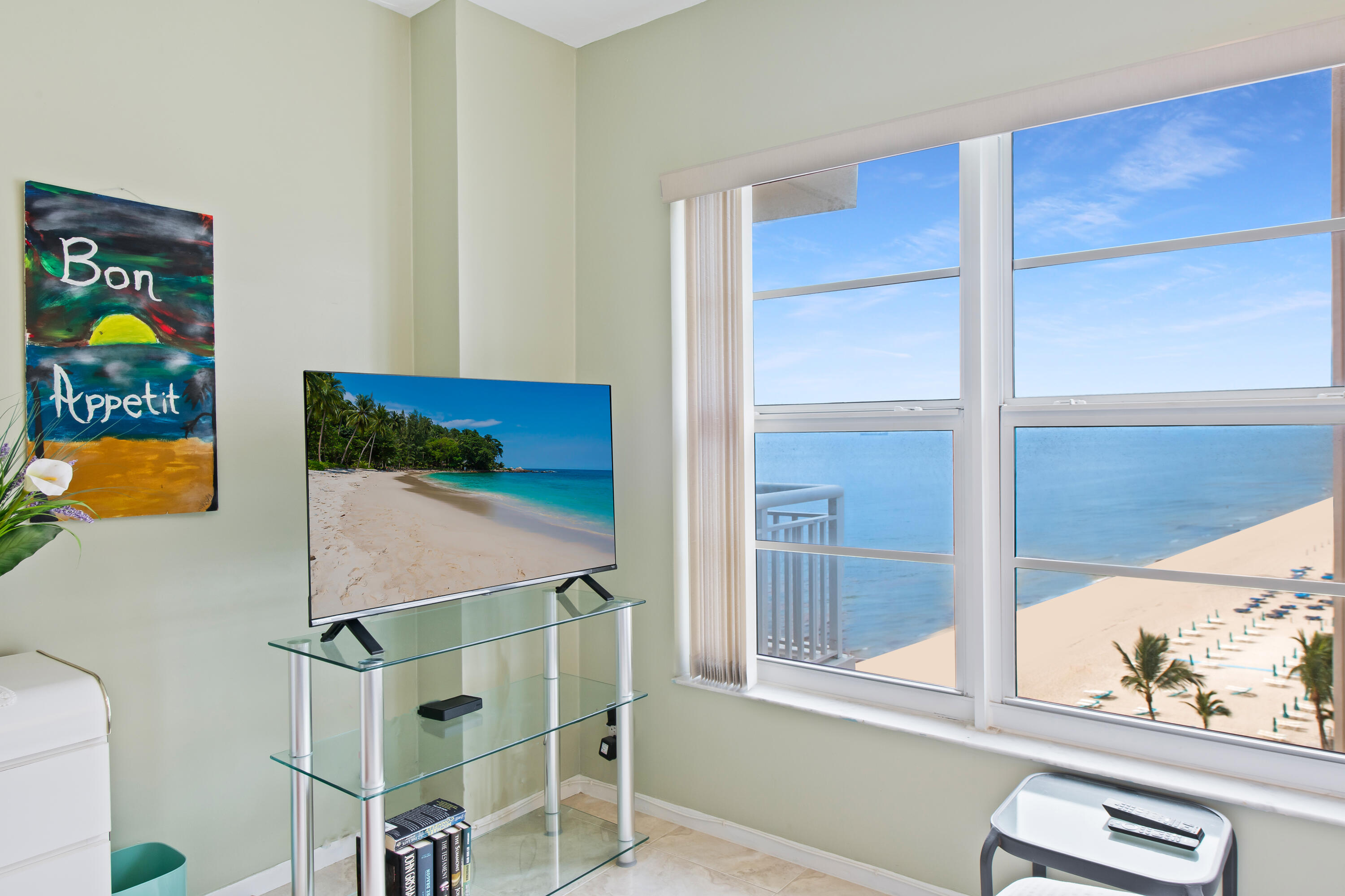 REGENCY TOWER CONDO - Residential Lease