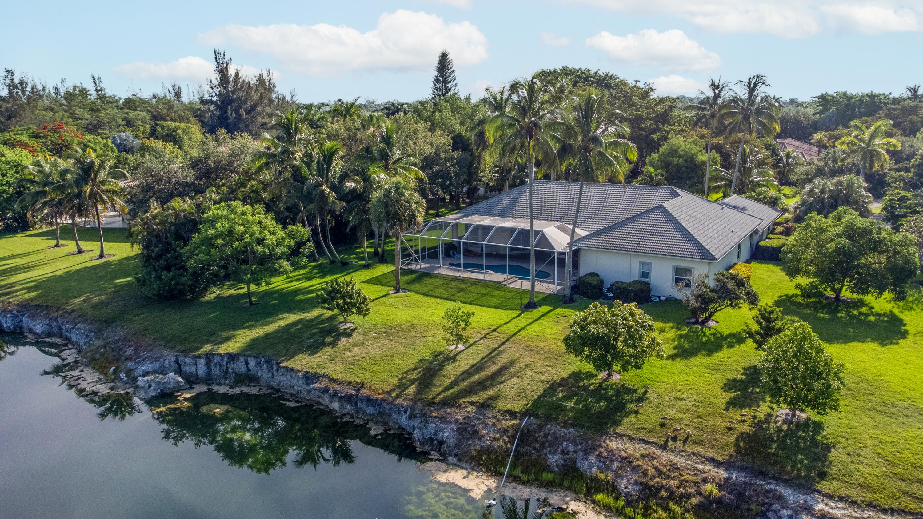 WHISPERING WOODS - Residential Lease