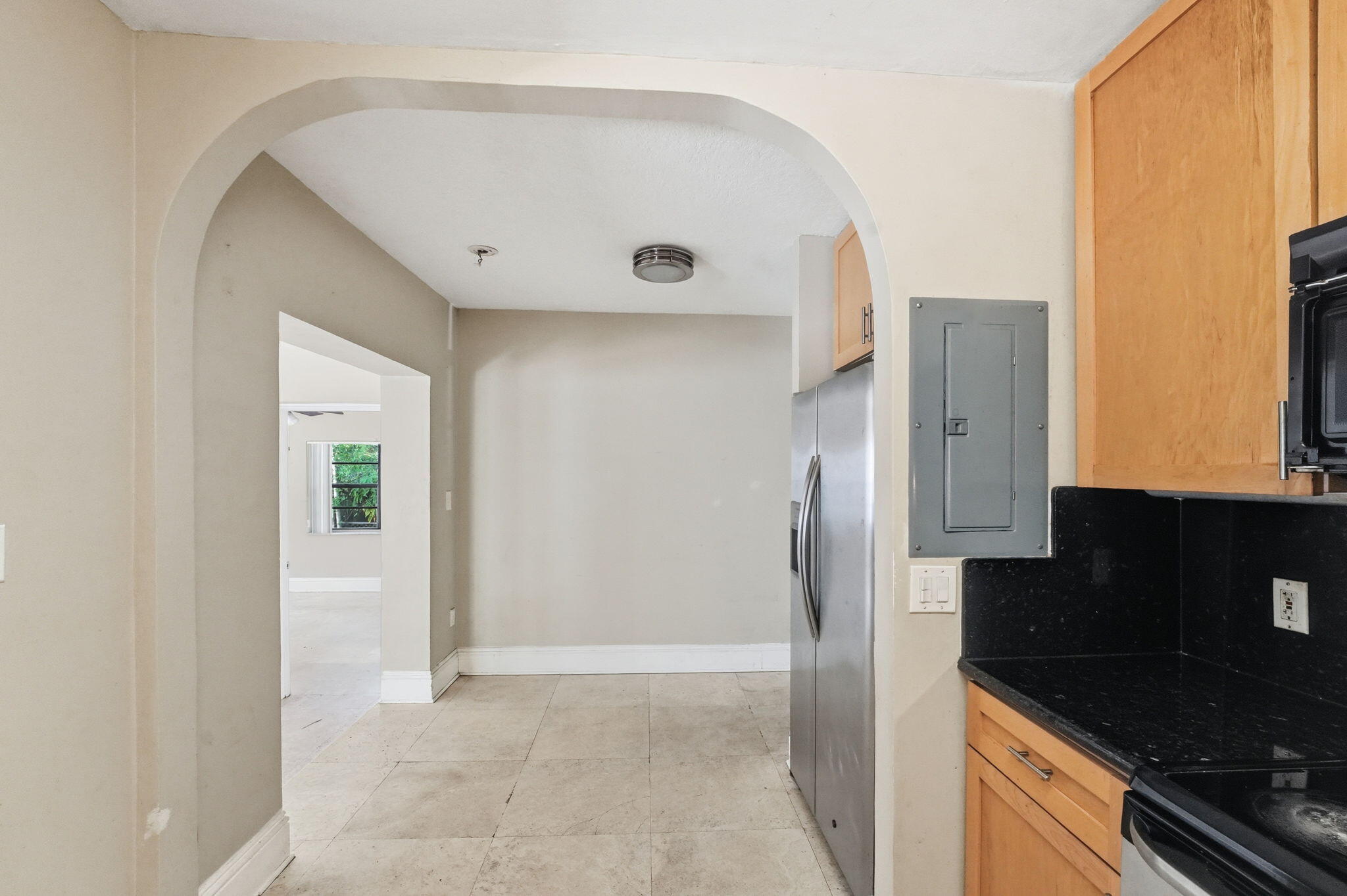 PRIORS 2ND ADDN TO BISCAYNE PARK - Residential