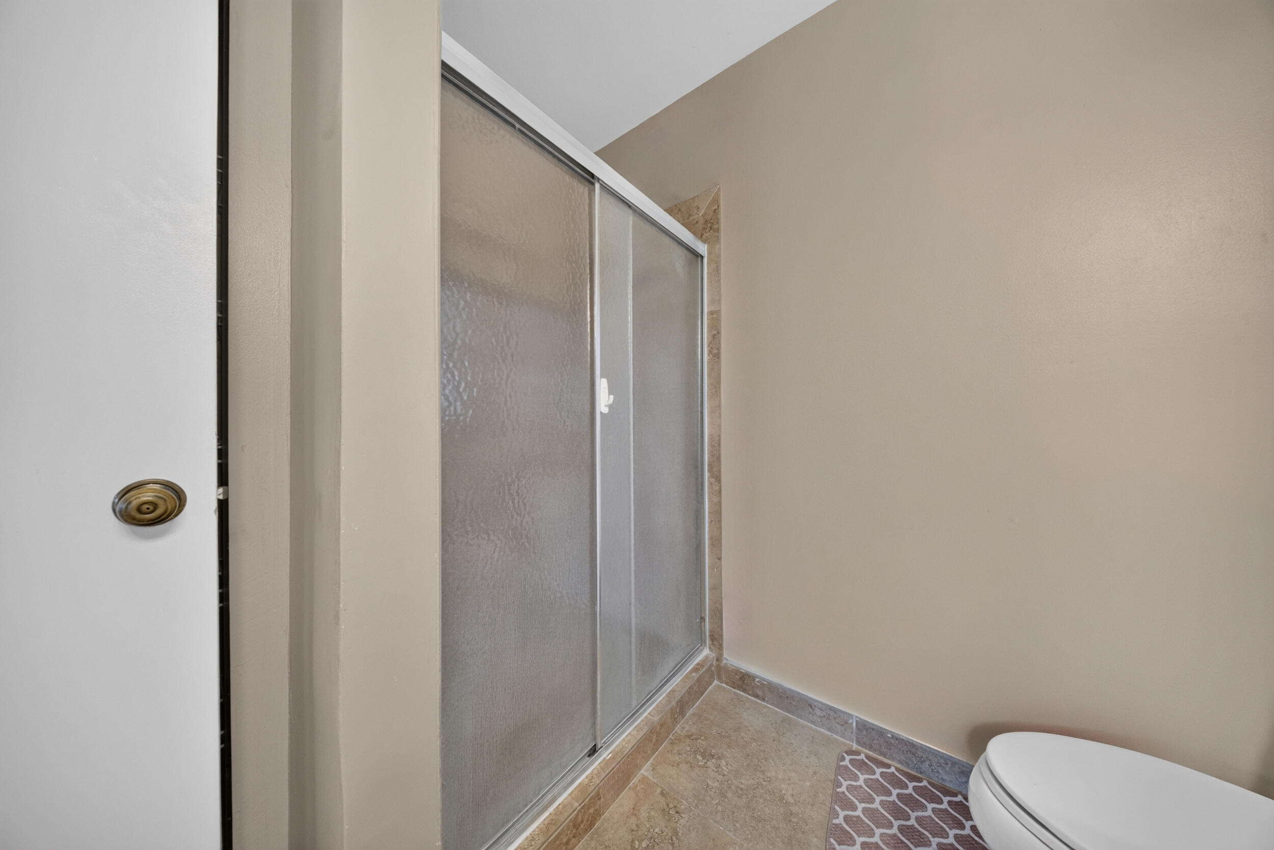 WHISPER WALK - Residential