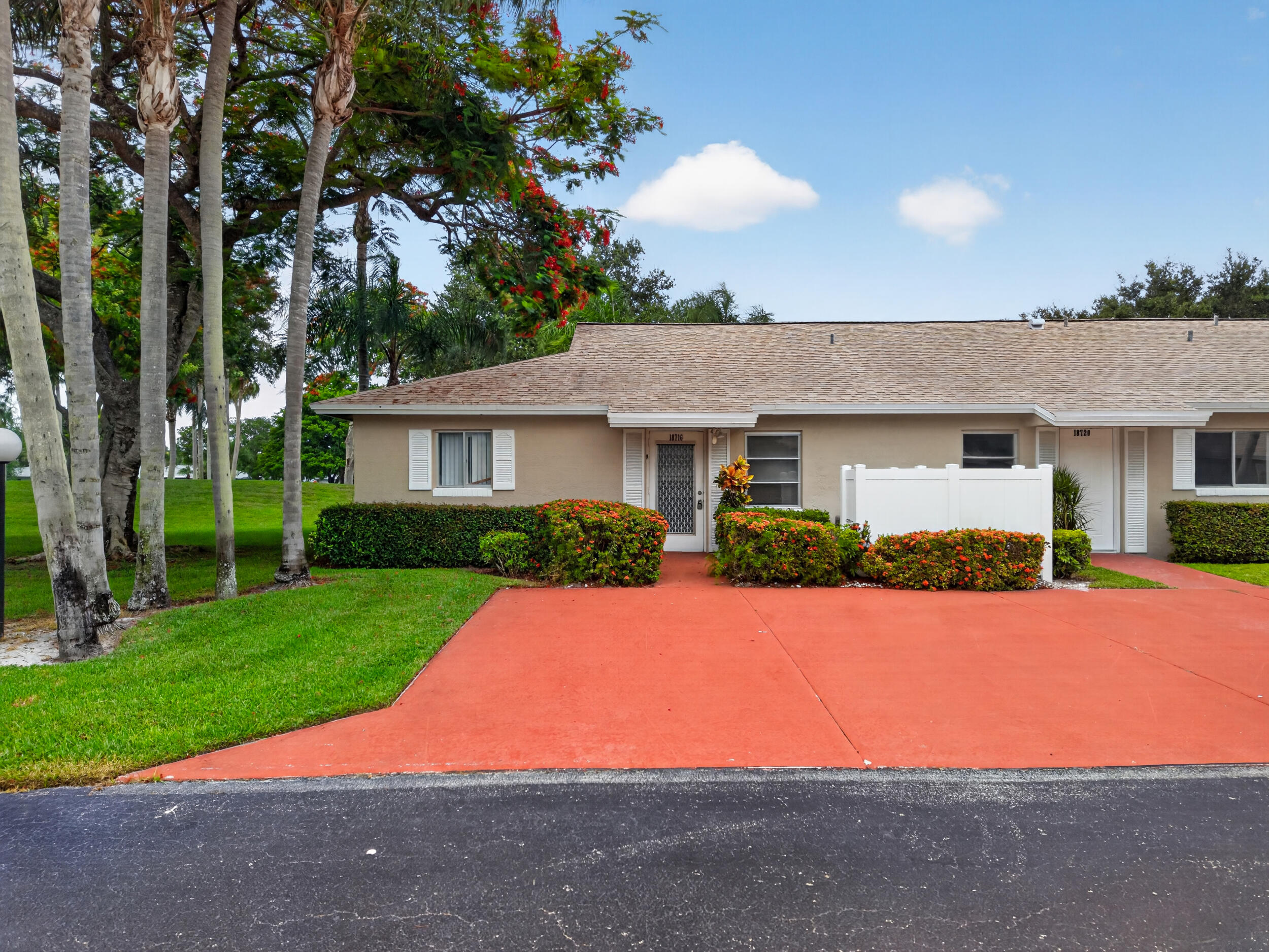 WHISPER WALK - Residential